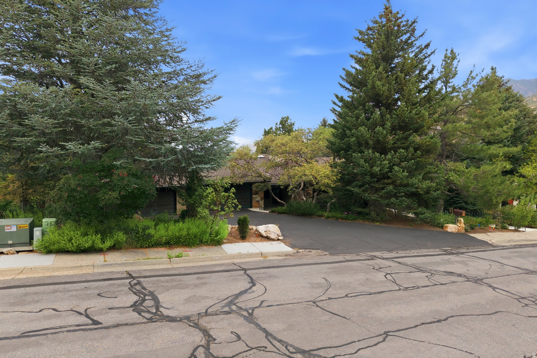 main property photo 85