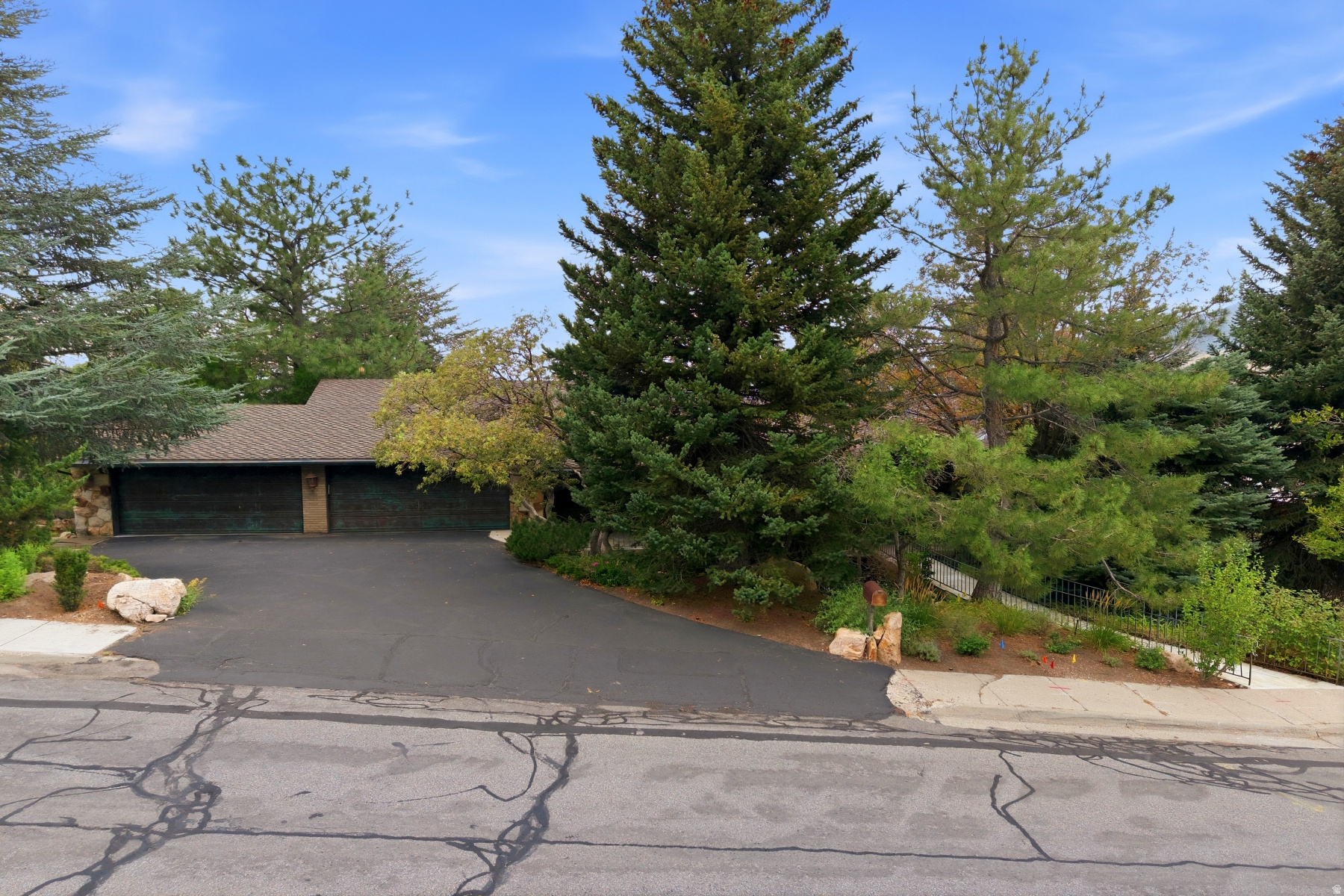 main property photo 88