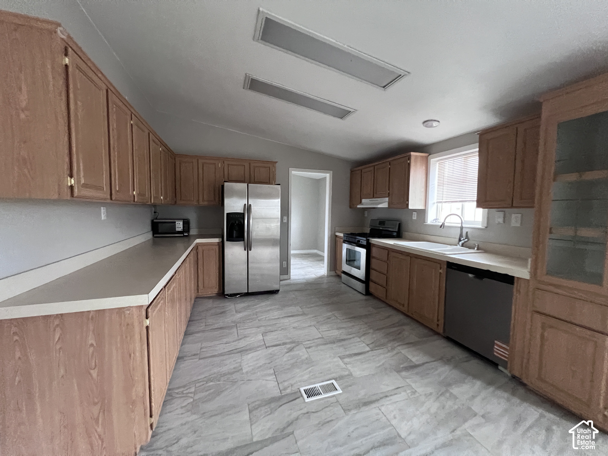 main property photo 67