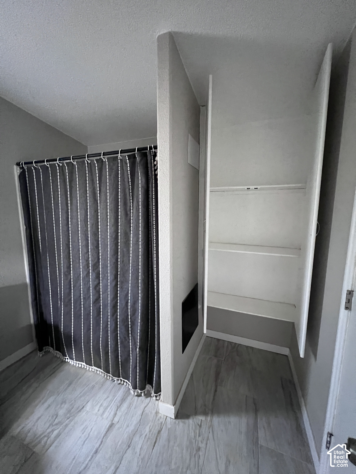 main property photo 76