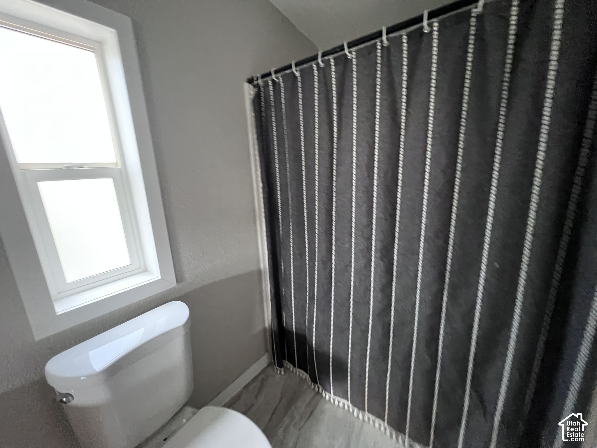 main property photo 79