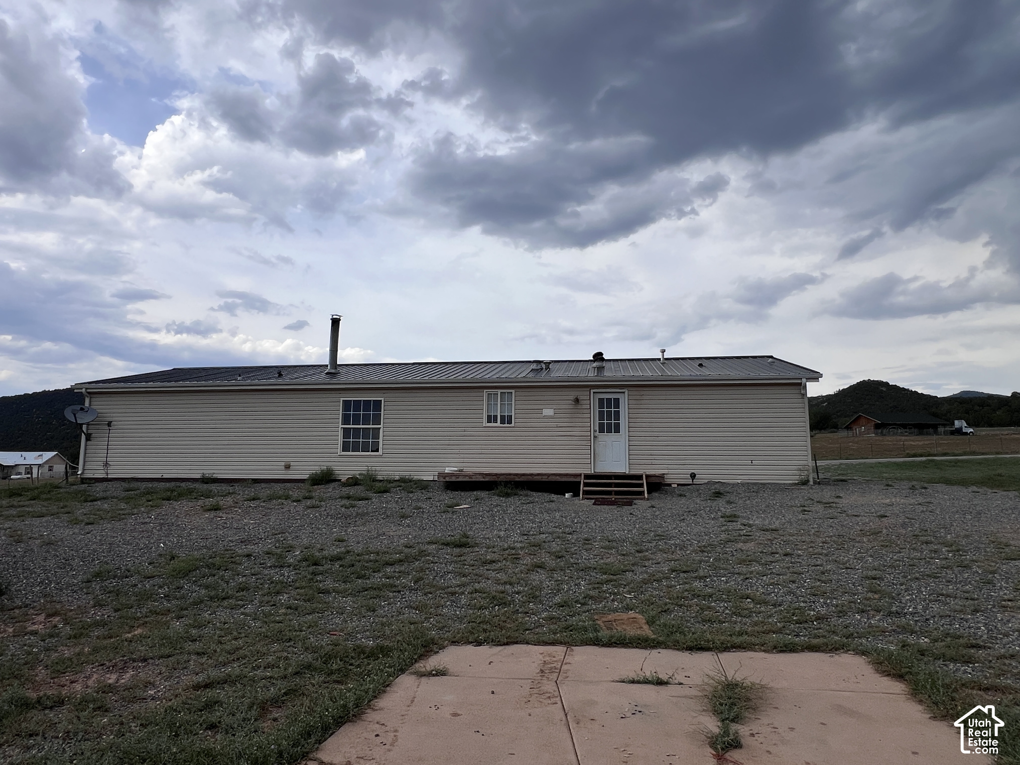main property photo 92