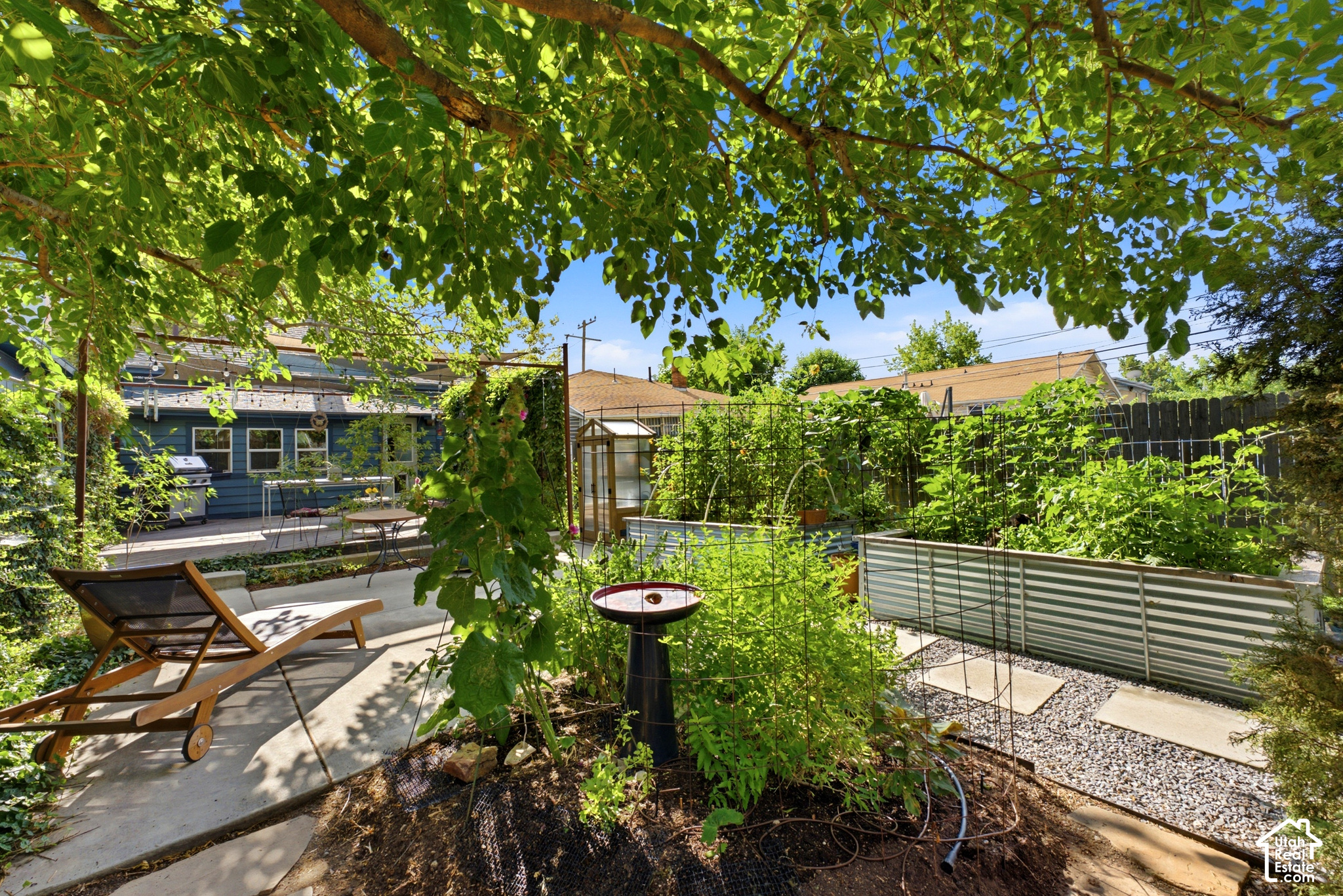 main property photo 51