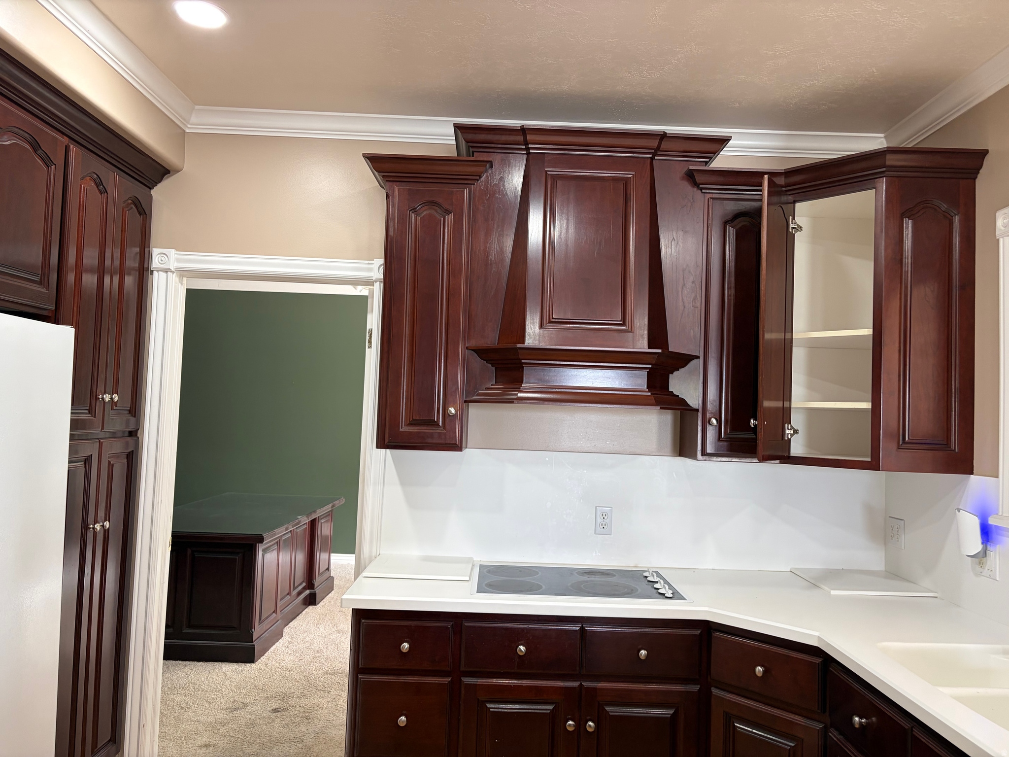 main property photo 9