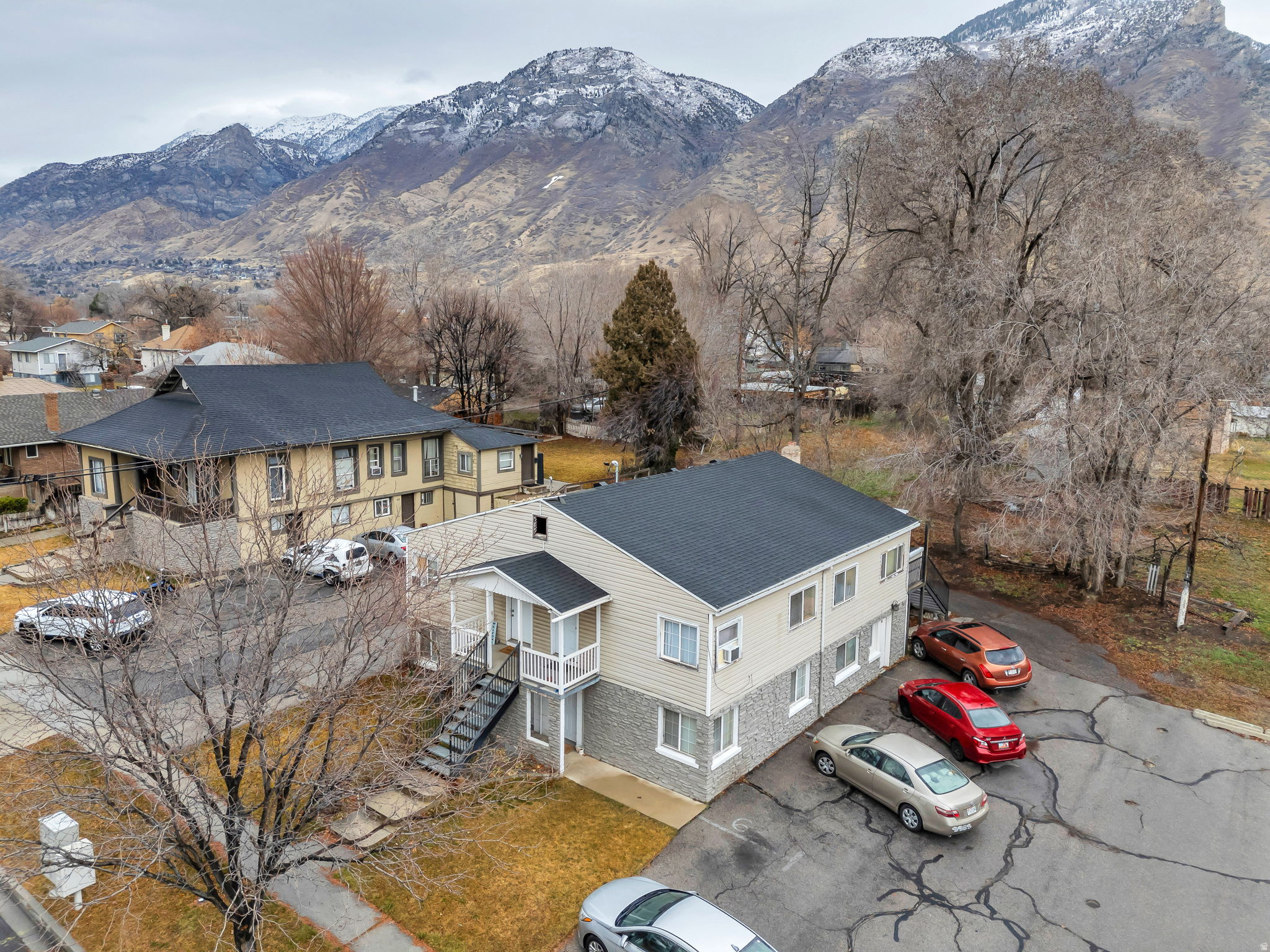 main property photo 7