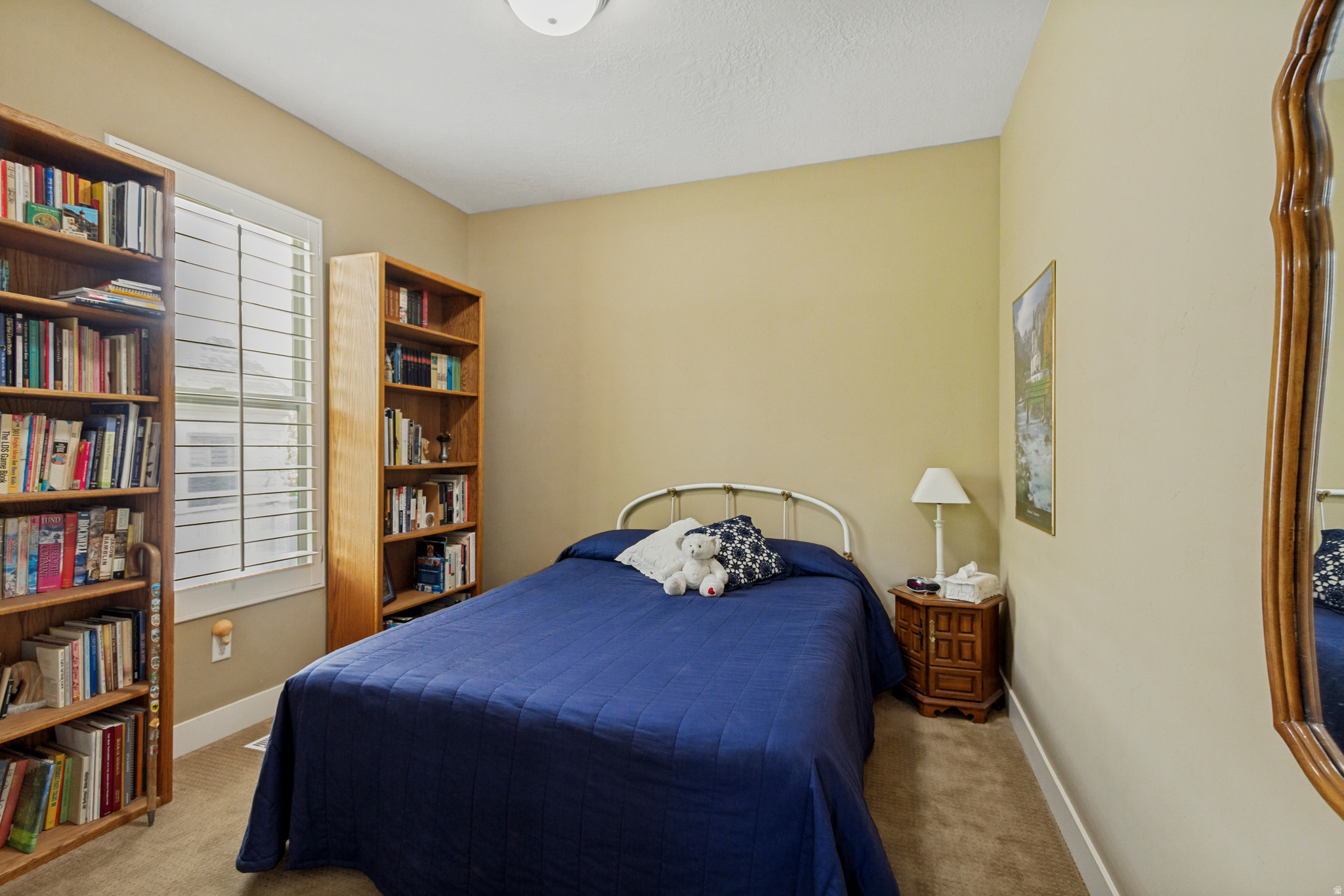 main property photo 28