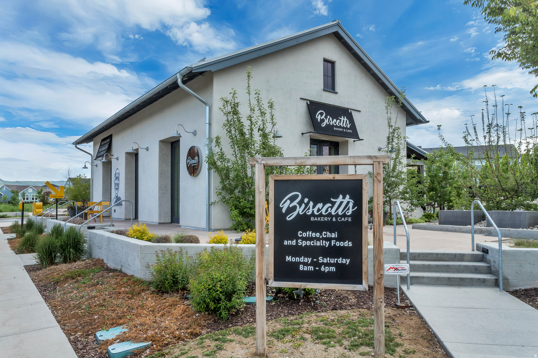 main property photo 76