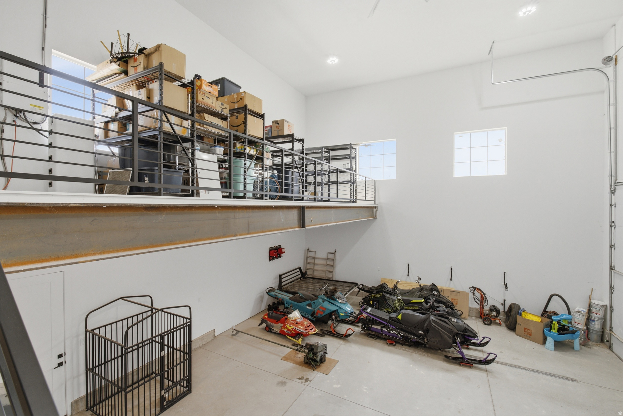 main property photo 45