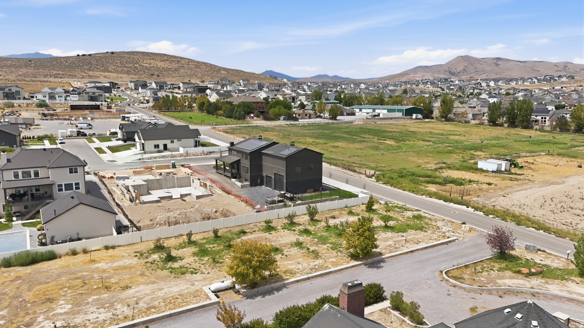 main property photo 63