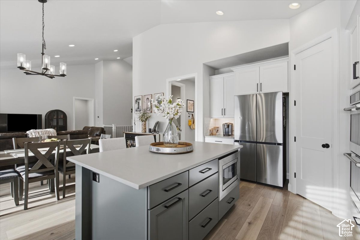 property viewer photo 13