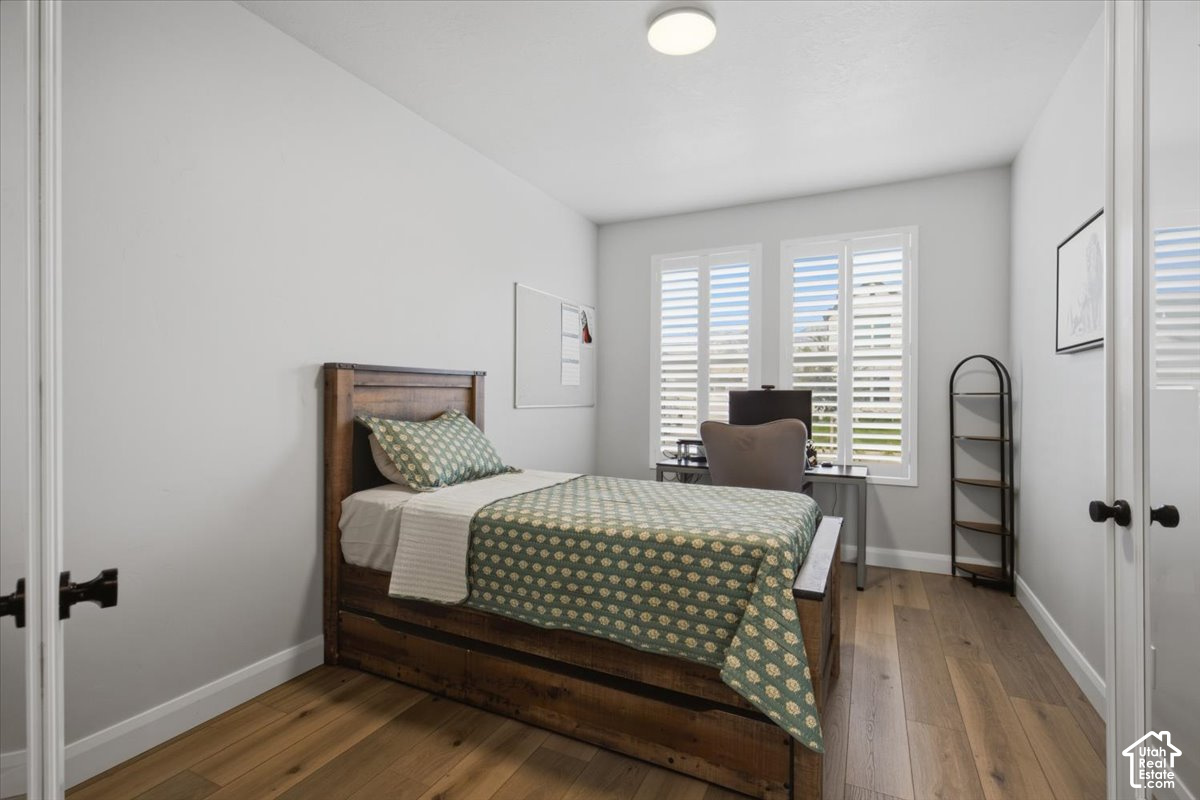 property viewer photo 18