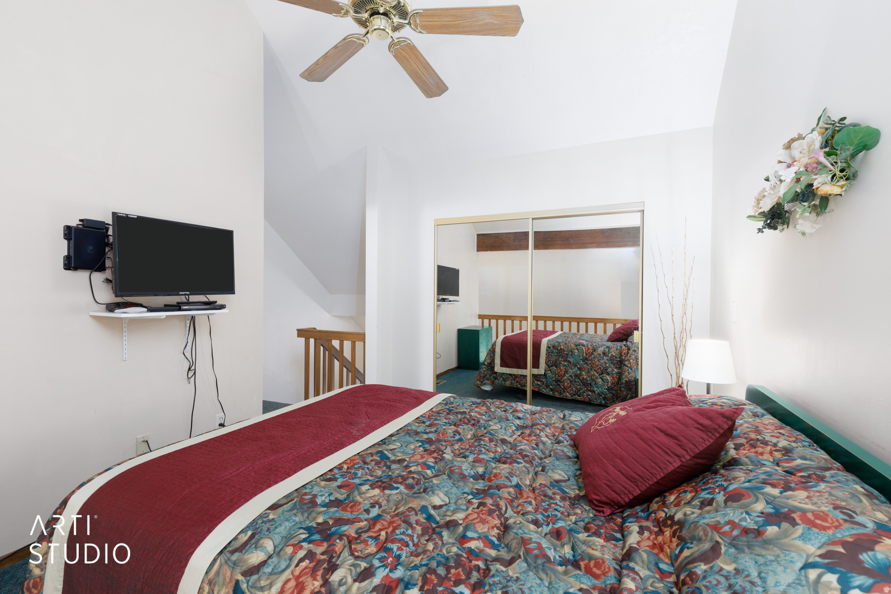 main property photo 10