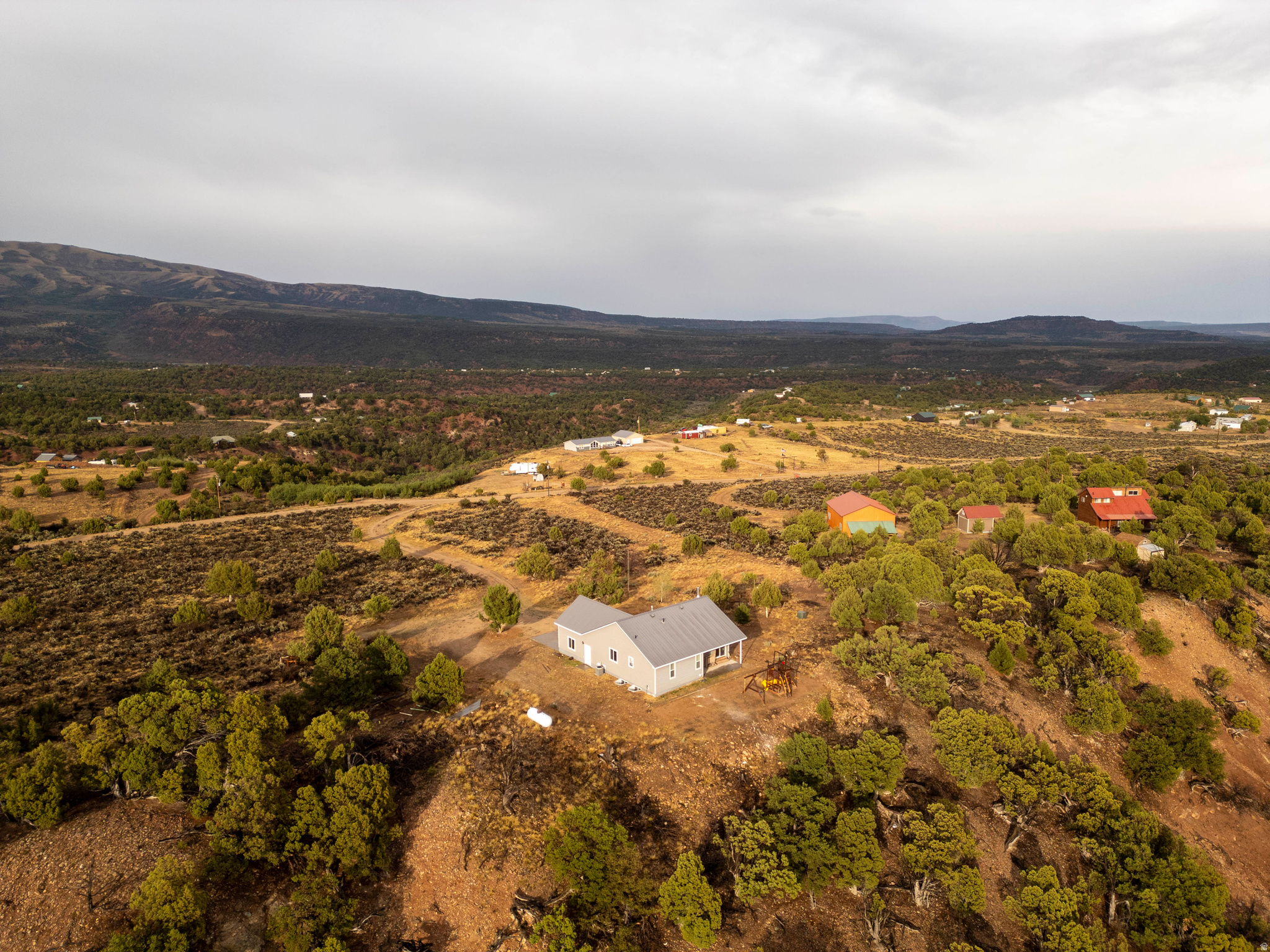 main property photo 32