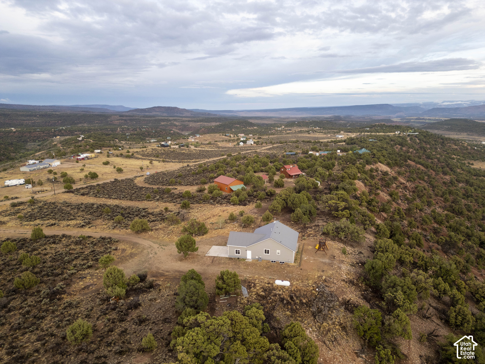 main property photo 39