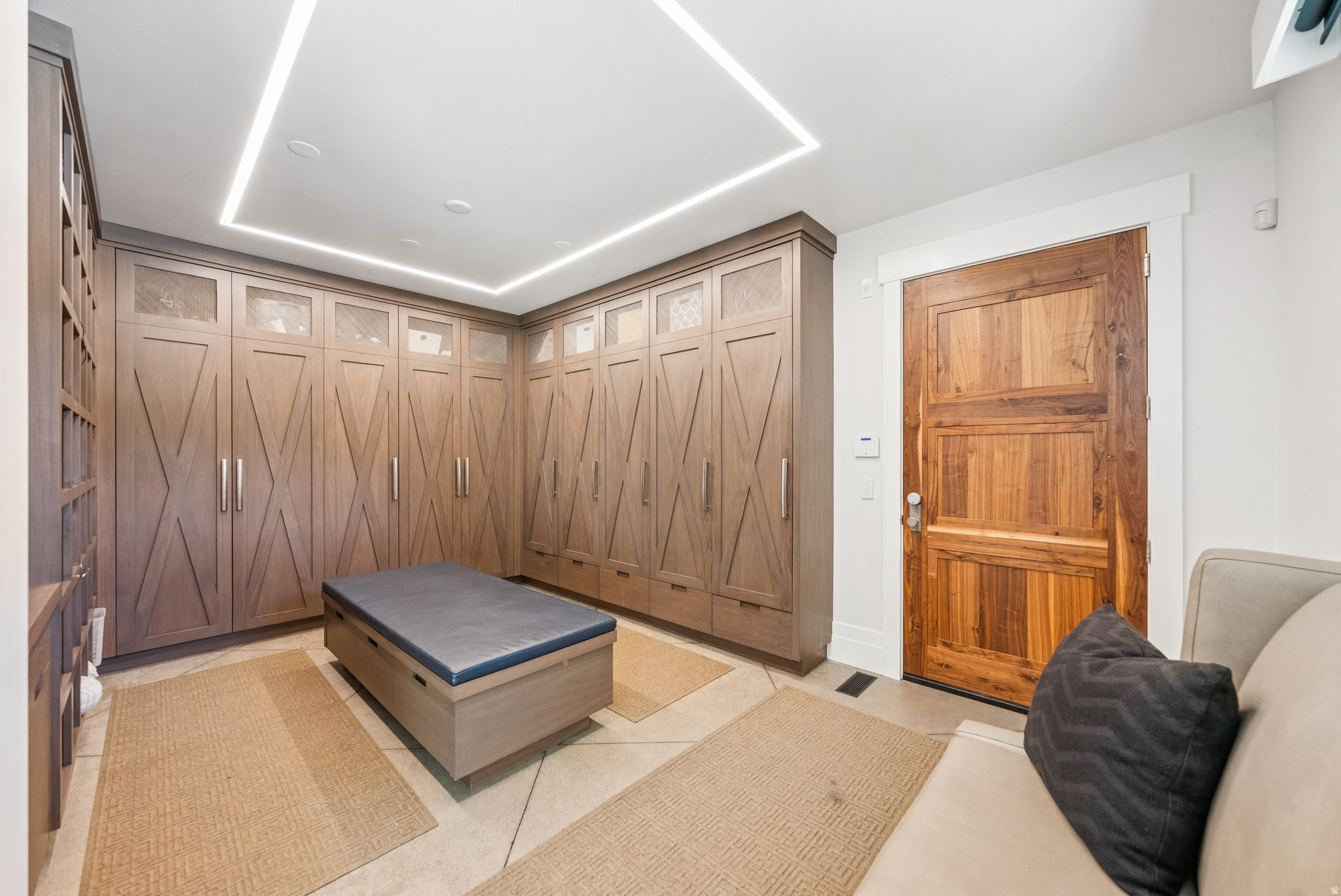 main property photo 70