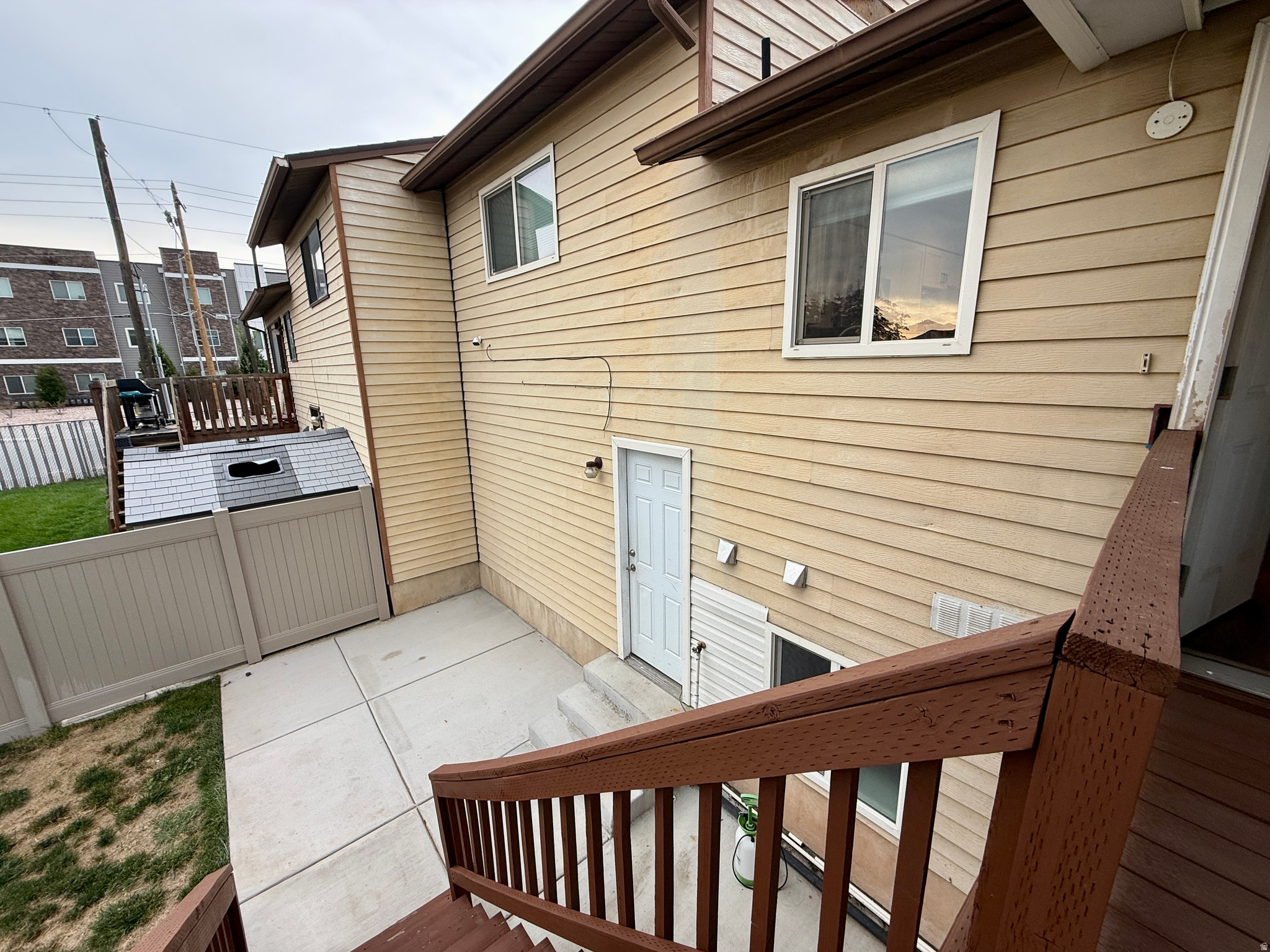 main property photo 14