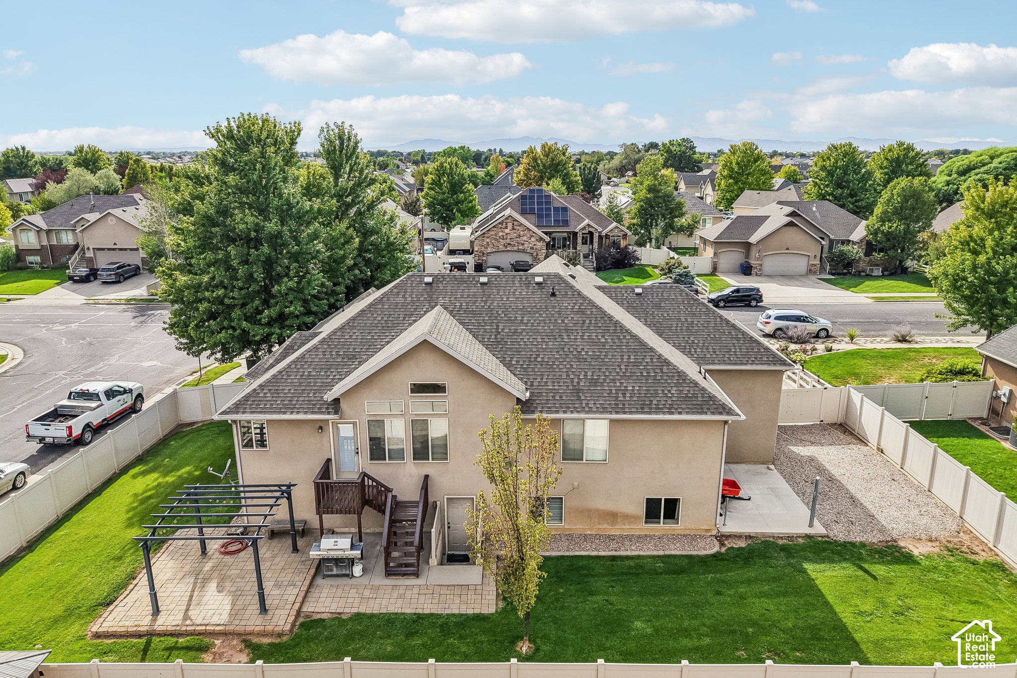 main property photo 51