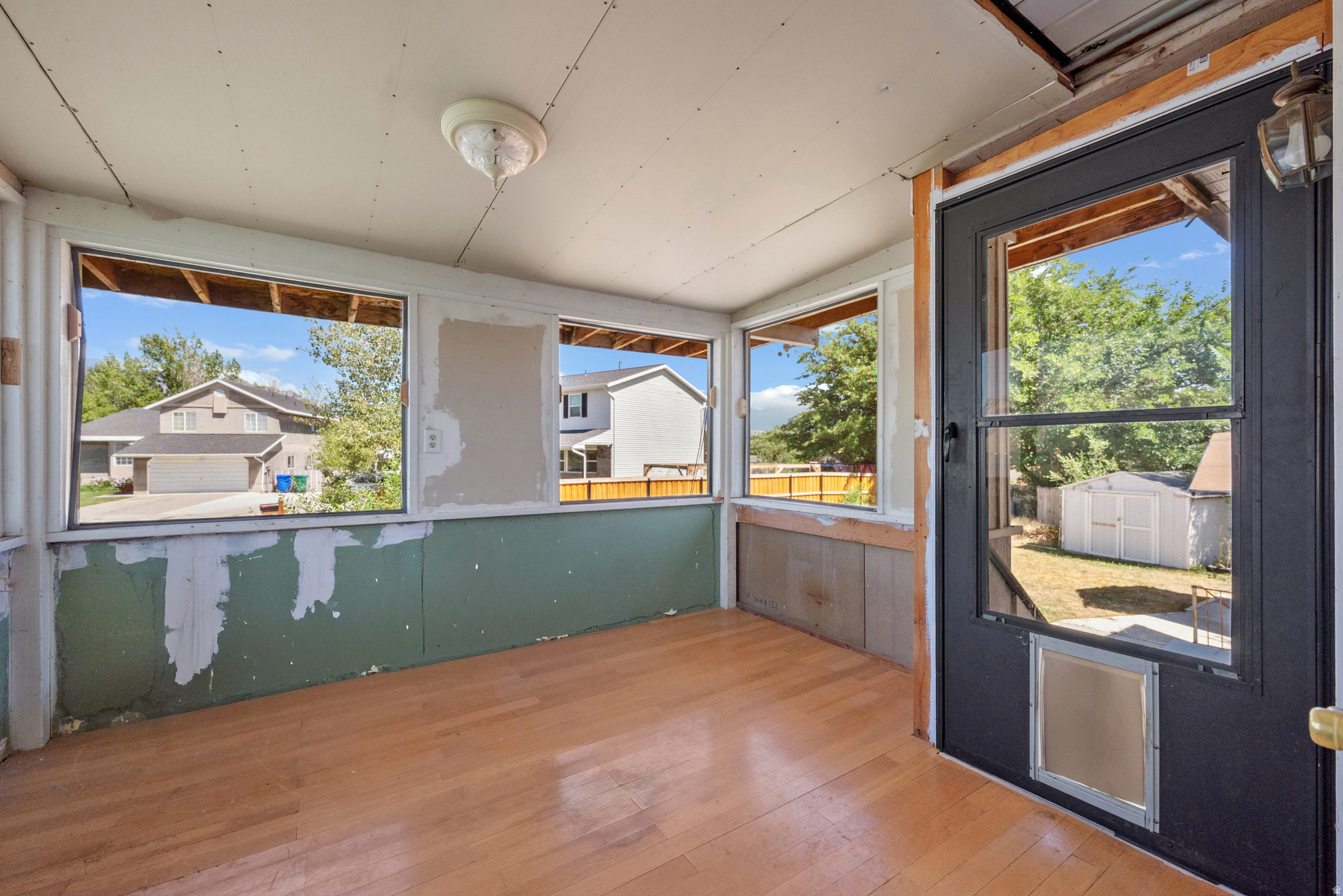 main property photo 22