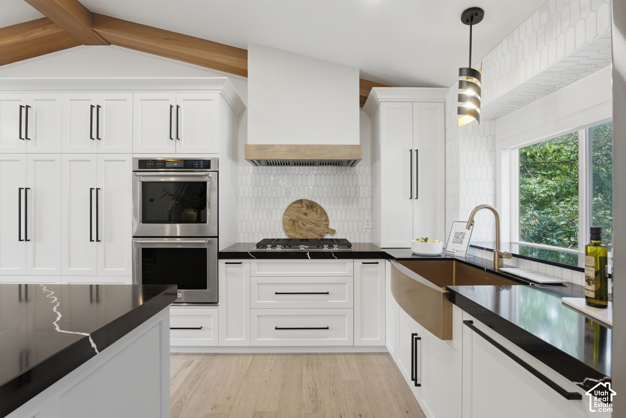 property viewer photo 11