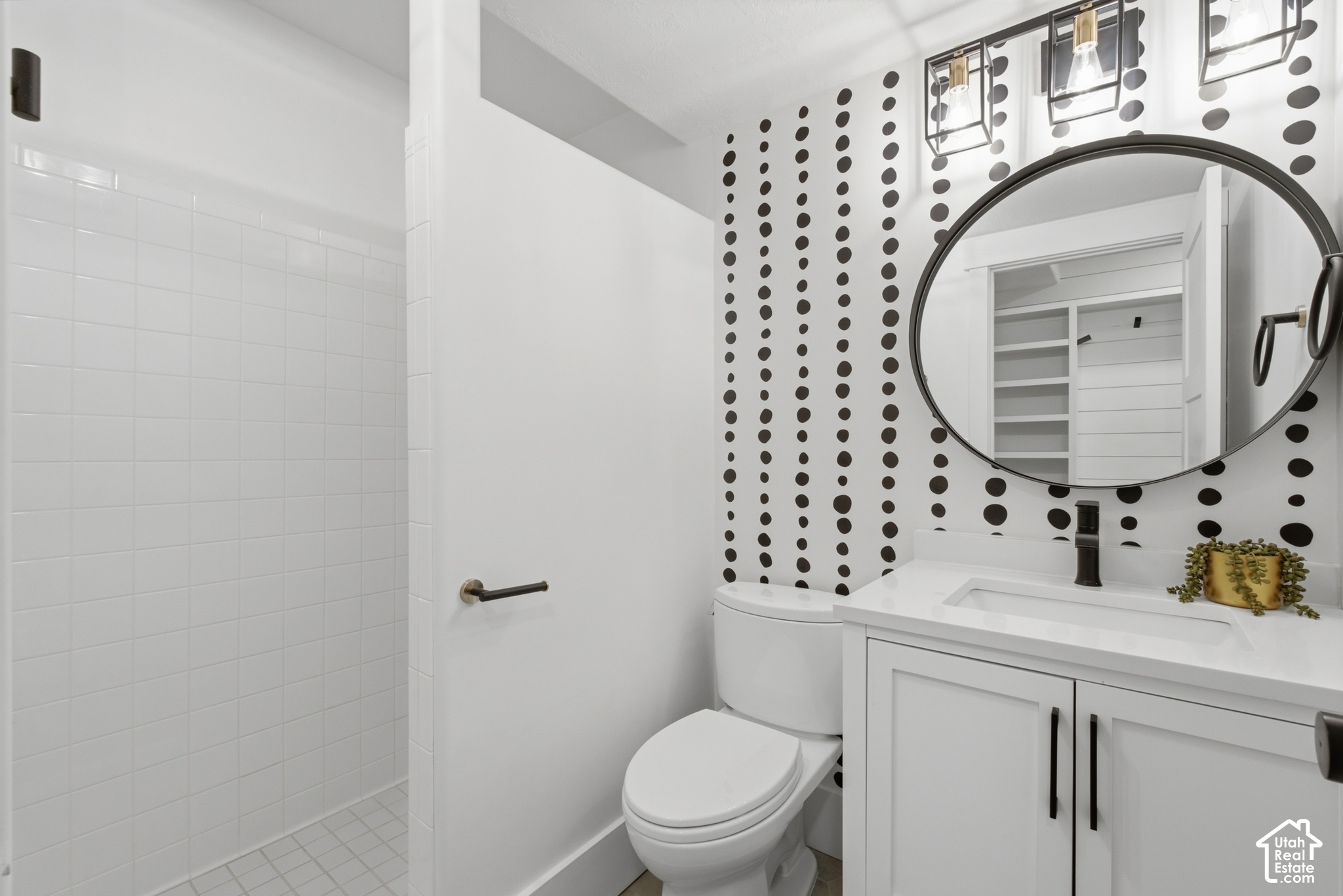 property viewer photo 16