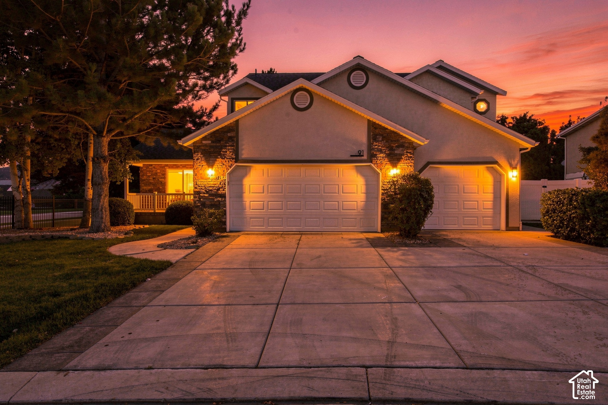 property viewer photo 2