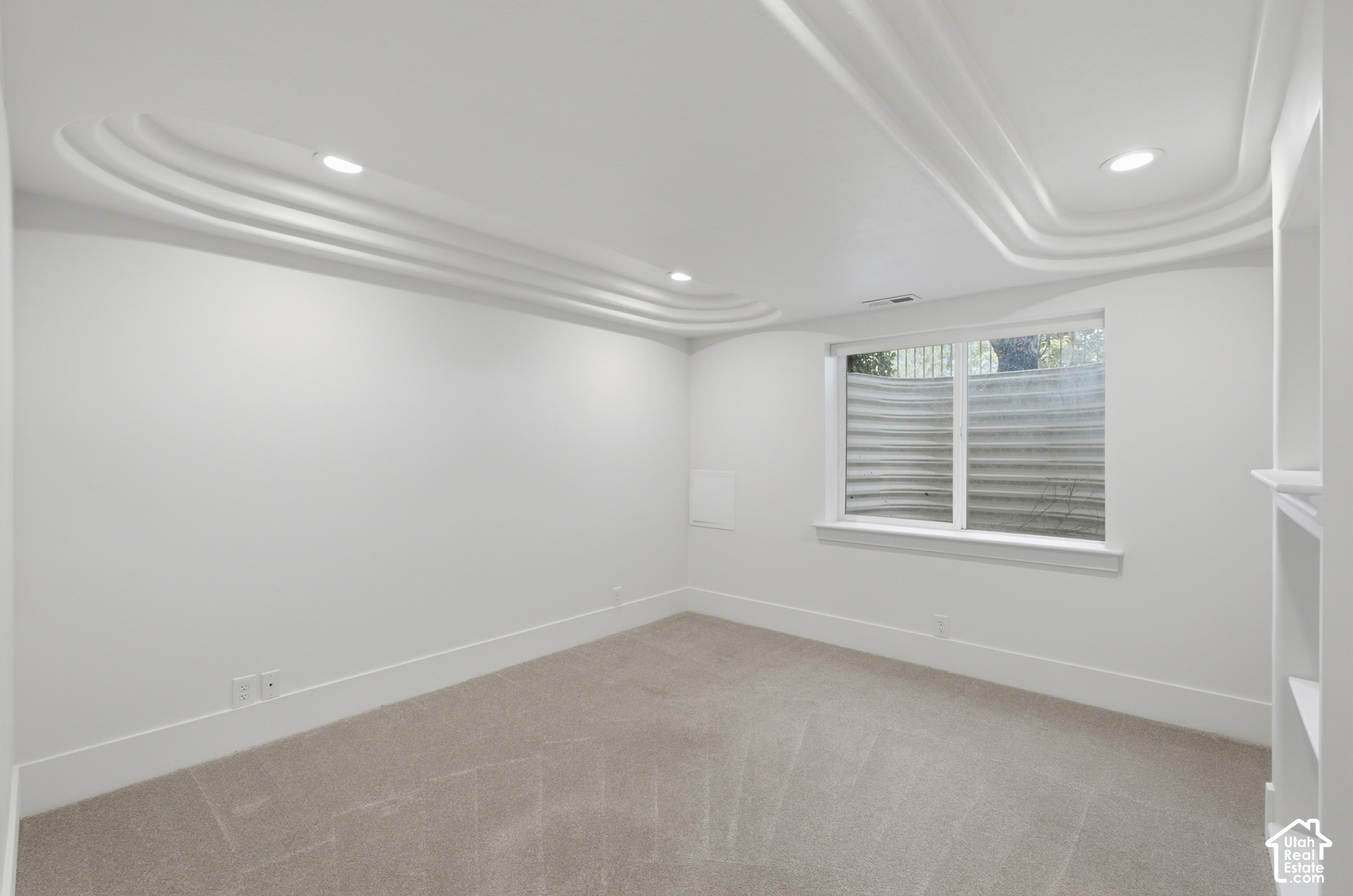 property viewer photo 35