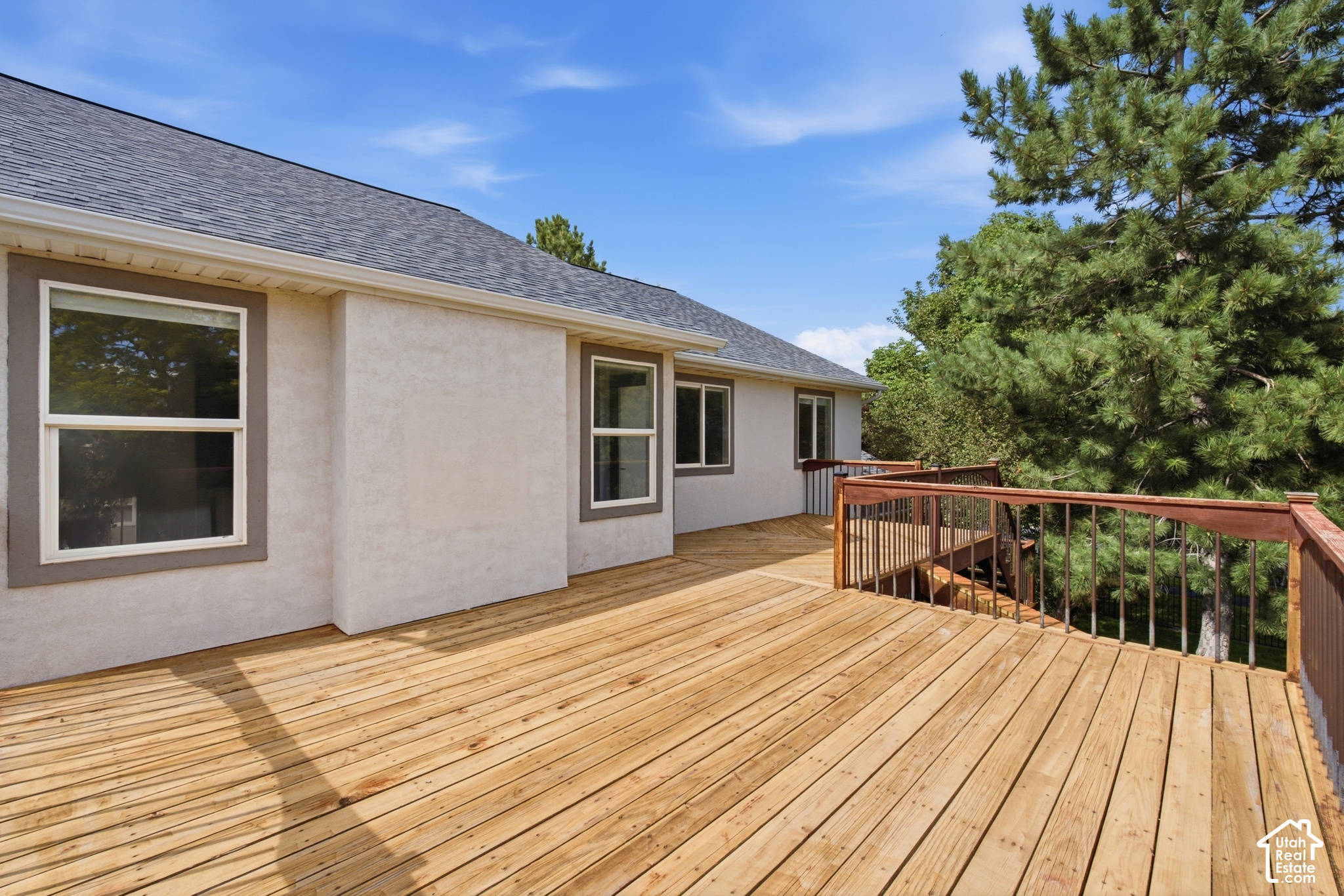 property viewer photo 38