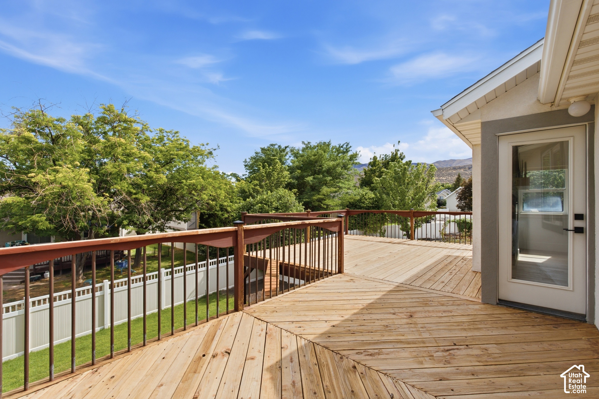 property viewer photo 41