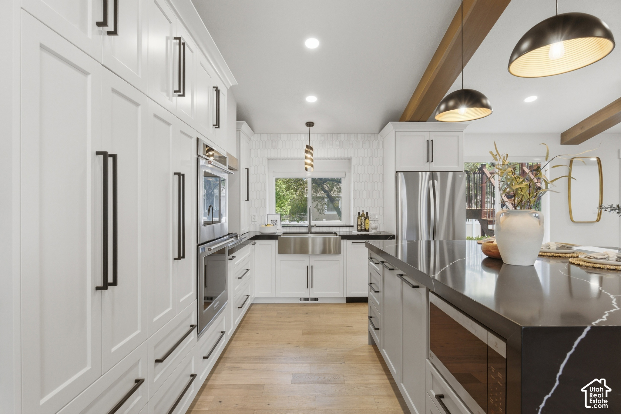 property viewer photo 7