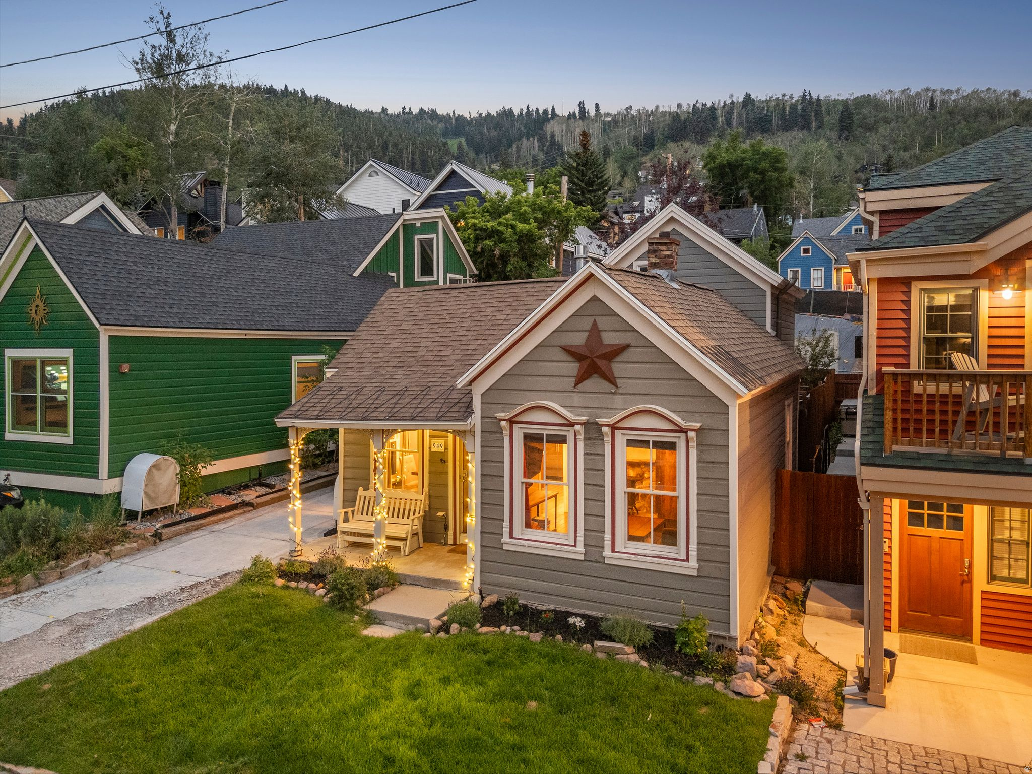 main property photo 28