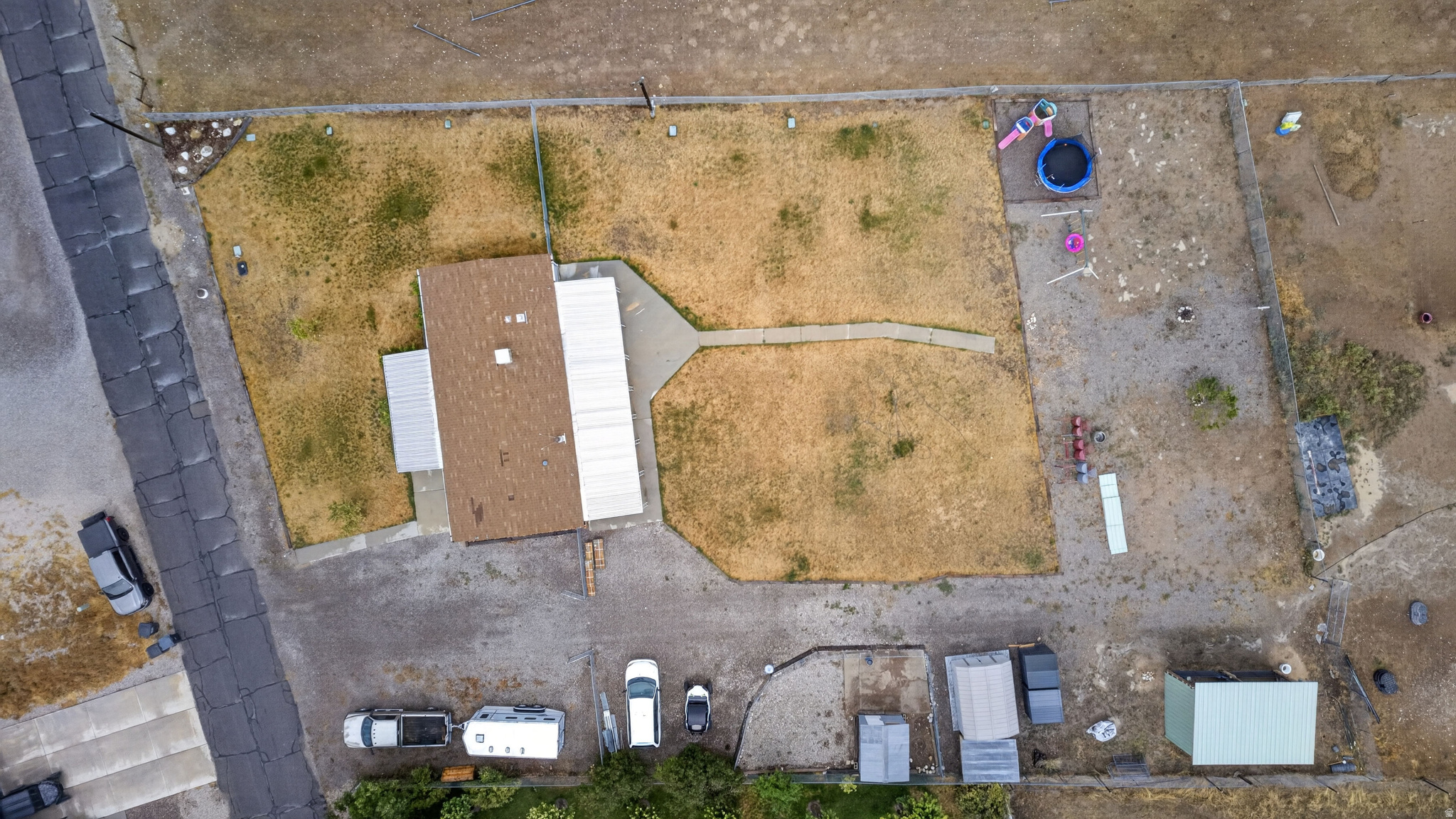 main property photo 38
