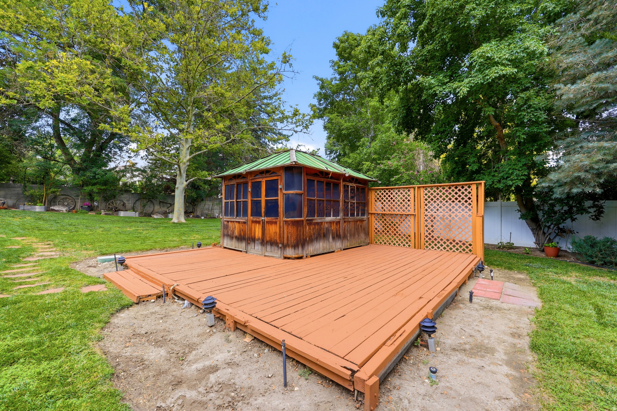 main property photo 49