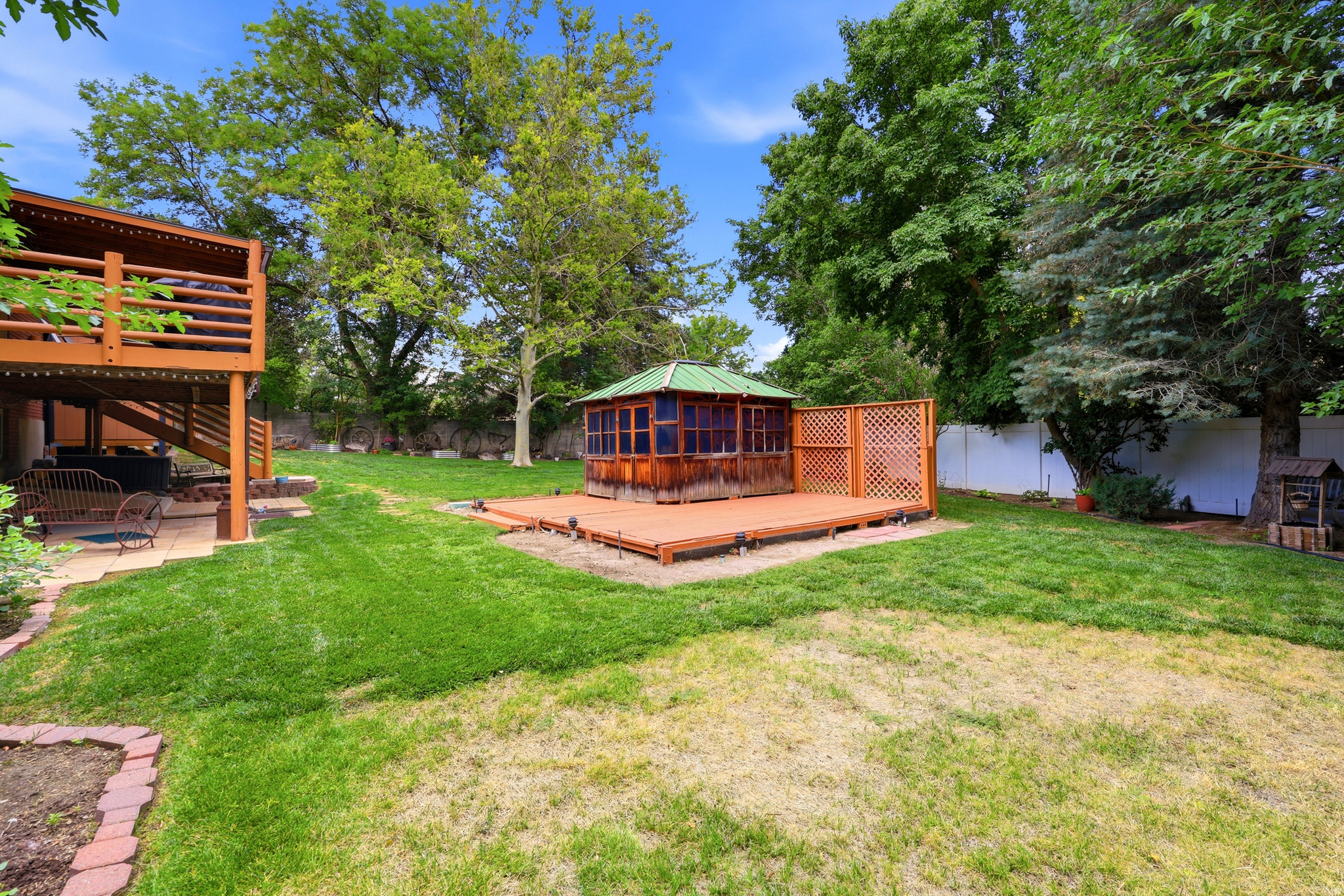main property photo 51