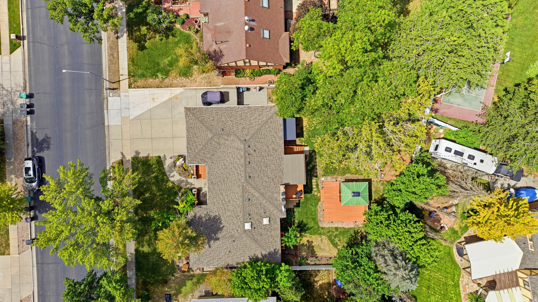 main property photo 7