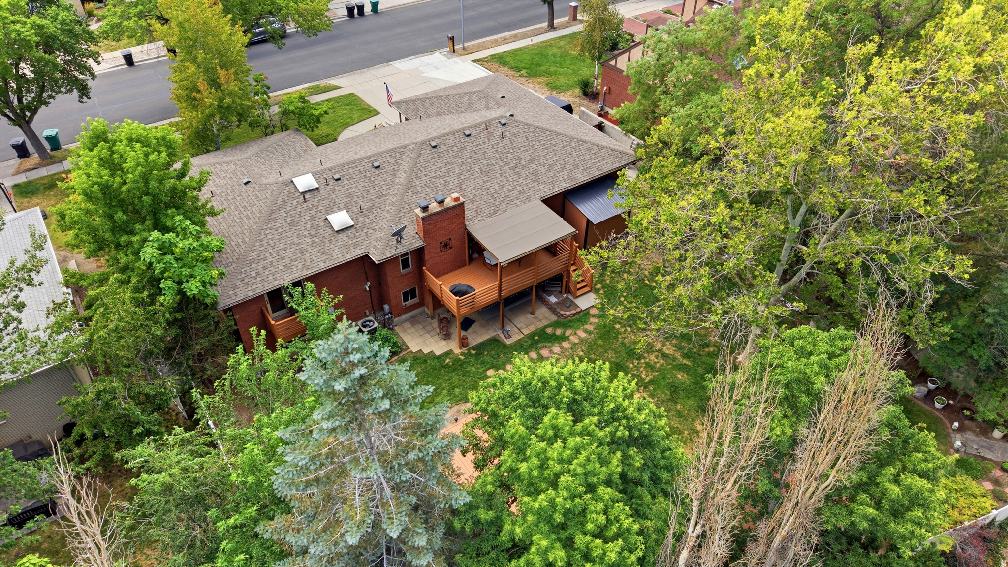 main property photo 8