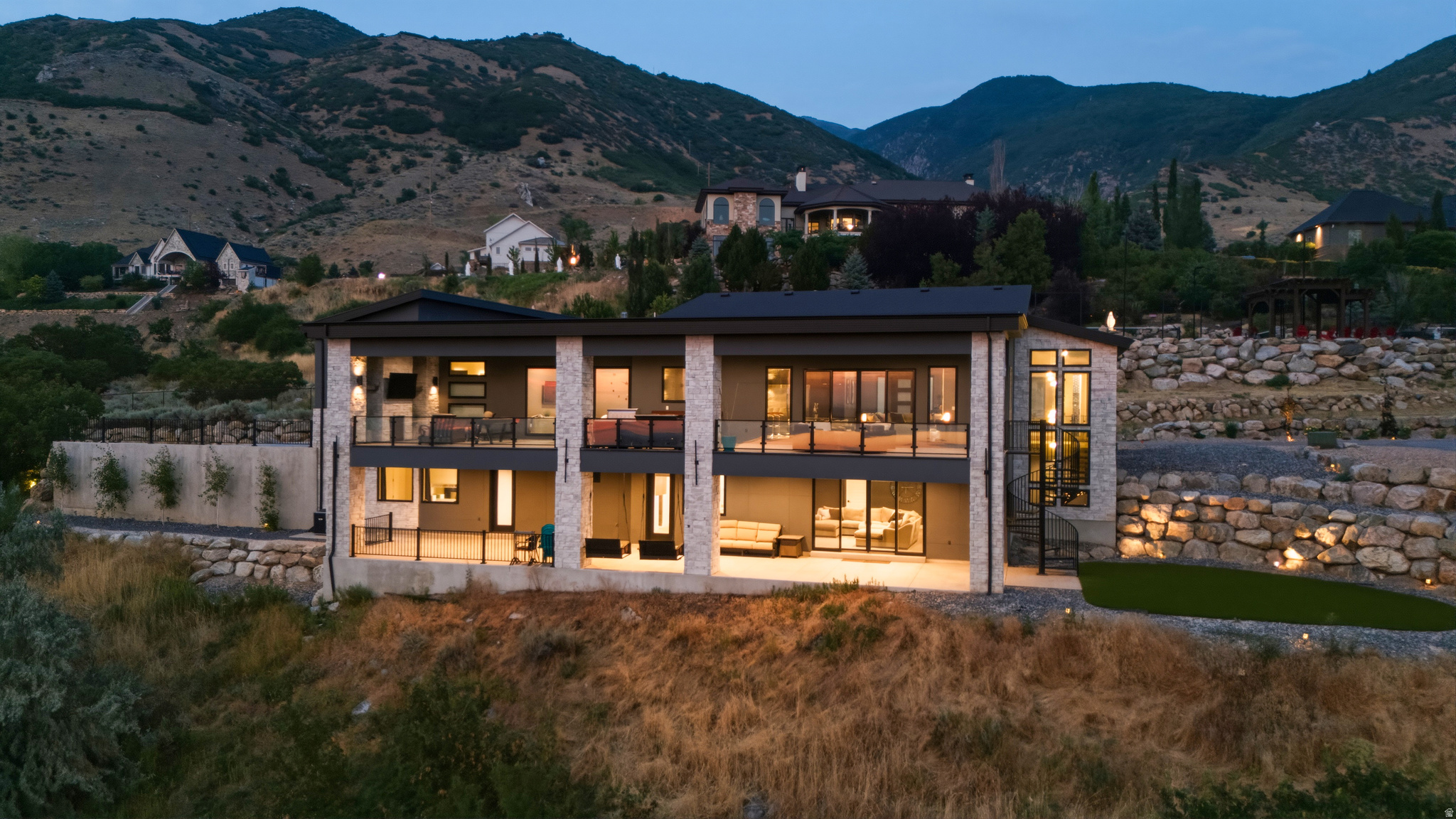 main property photo 104