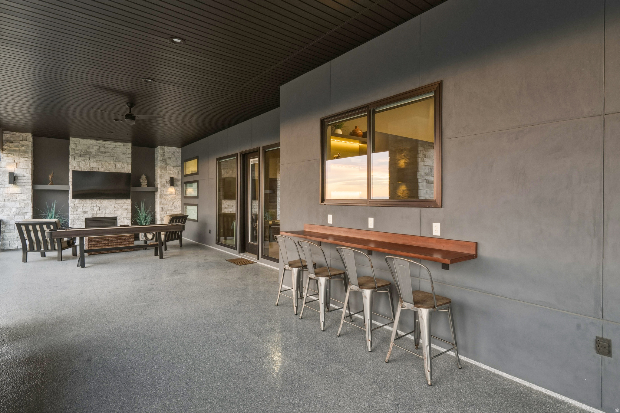 main property photo 59
