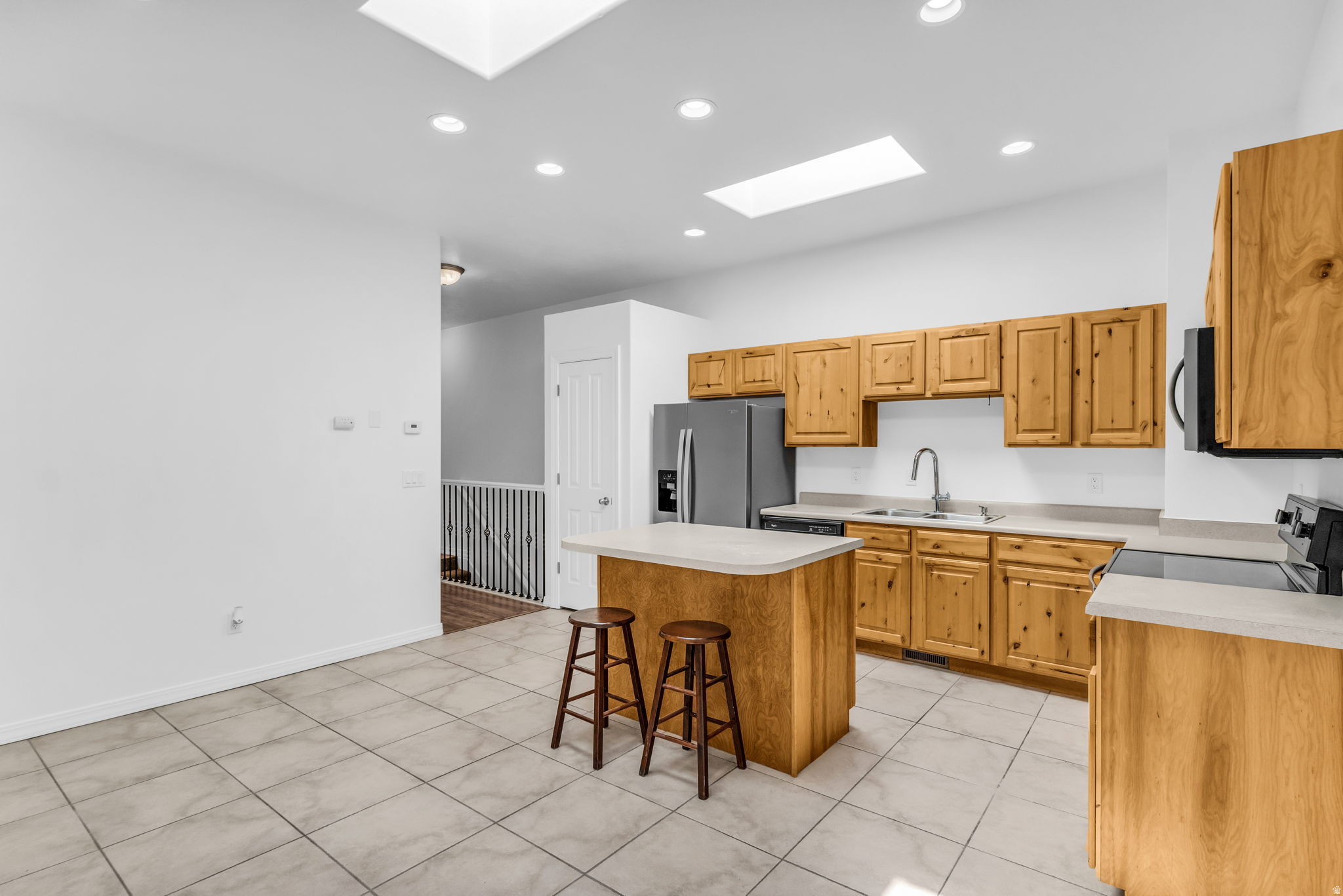 main property photo 12