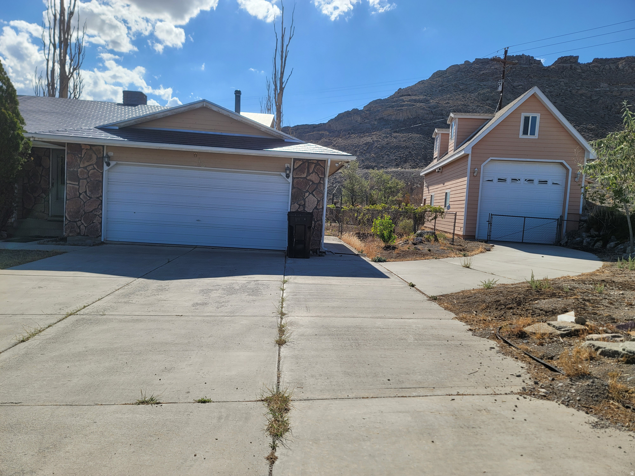 main property photo 0