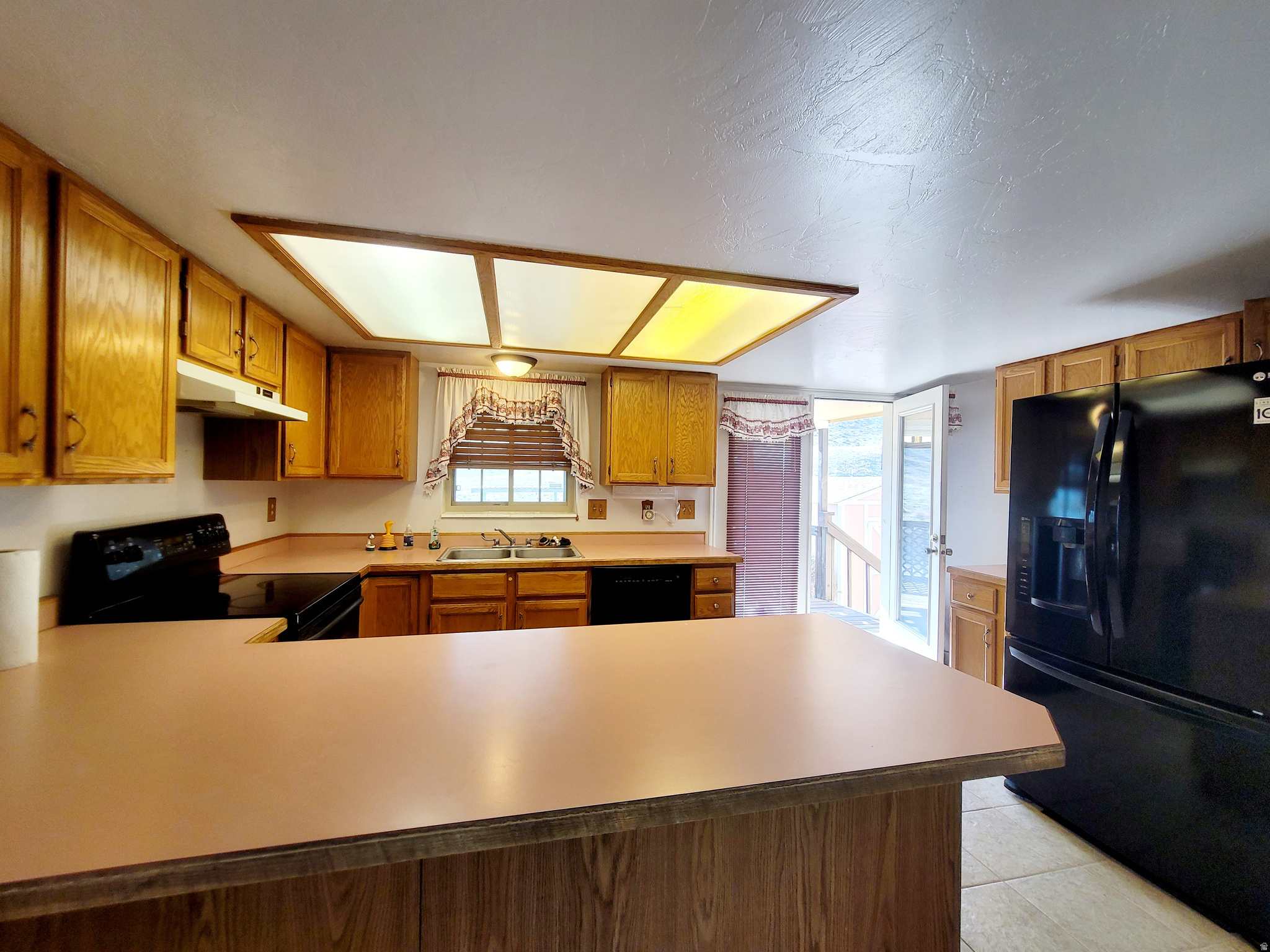 main property photo 26