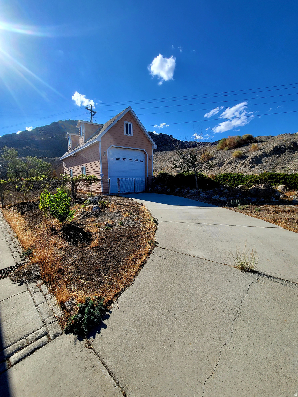 main property photo 77
