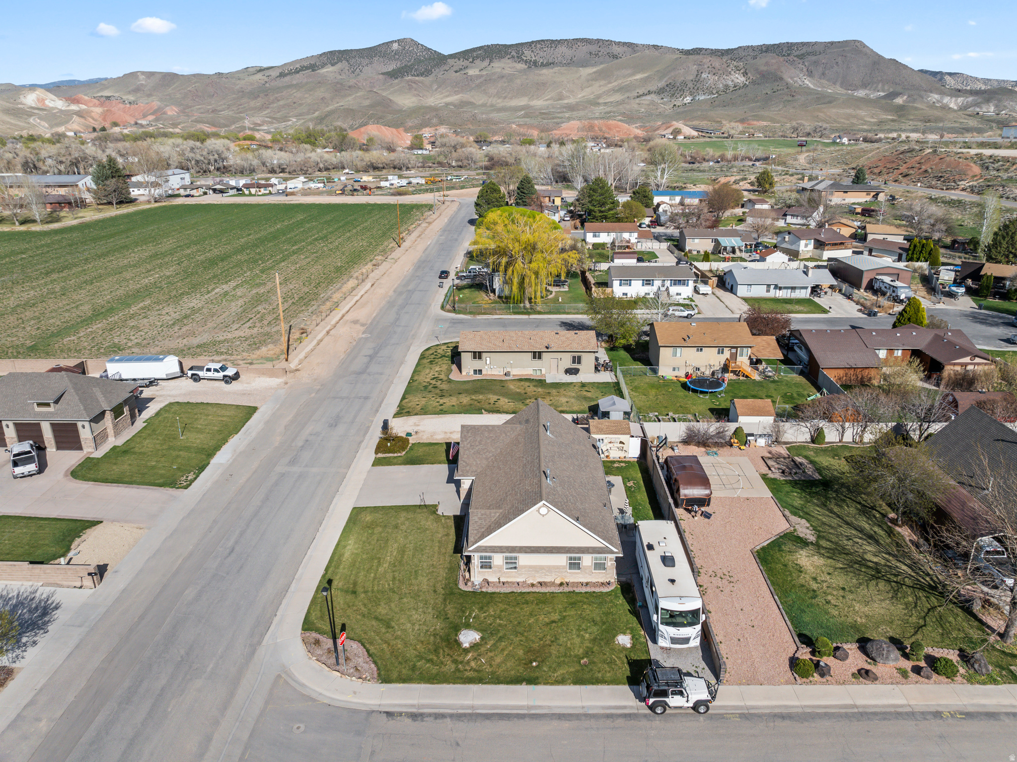 main property photo 33