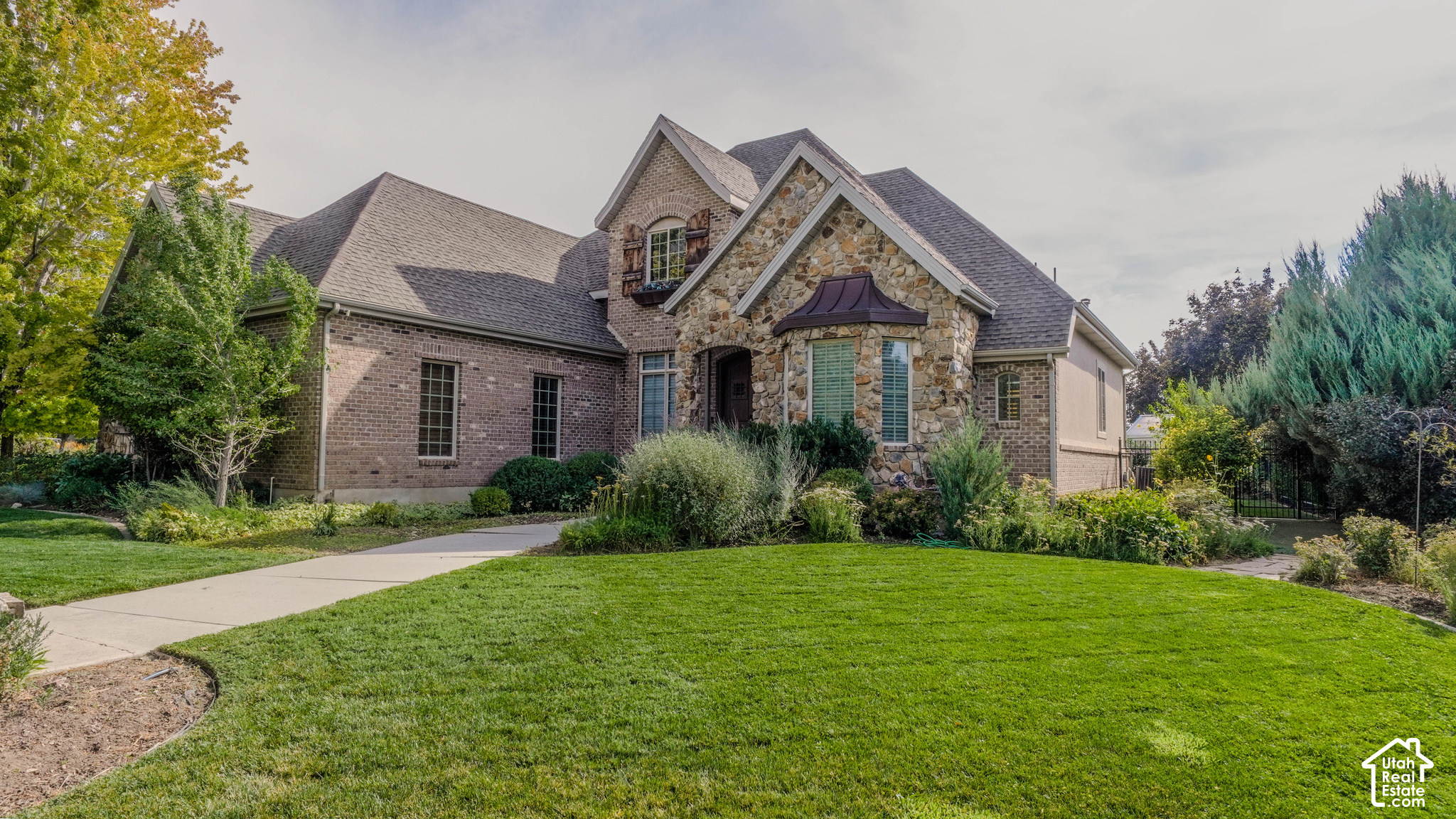 main property photo 73
