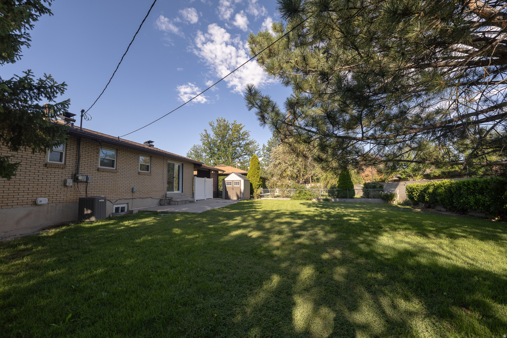 main property photo 31