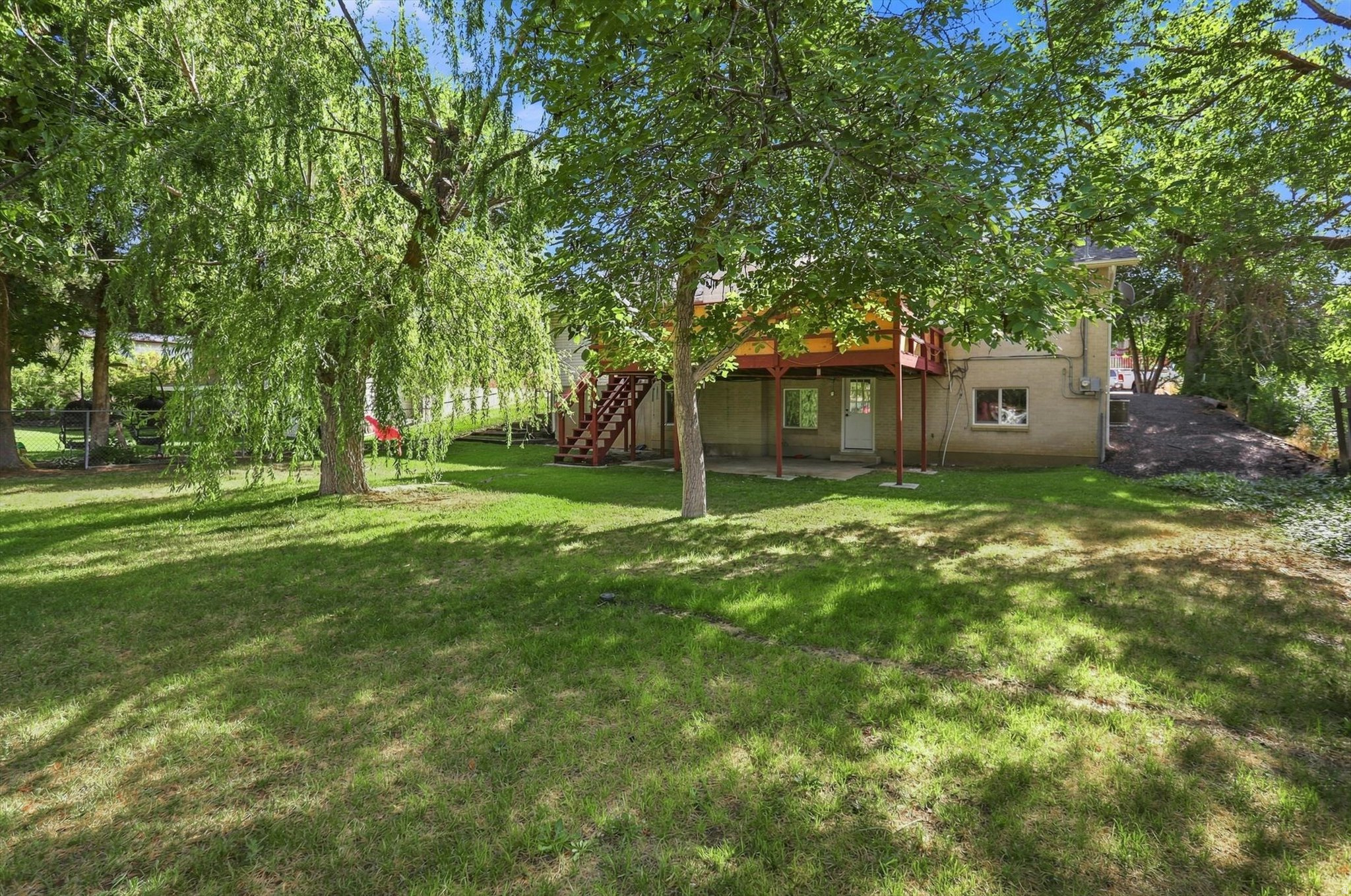 main property photo 44