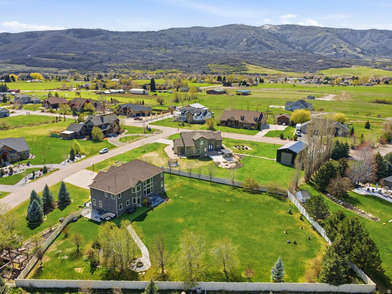 main property photo 47