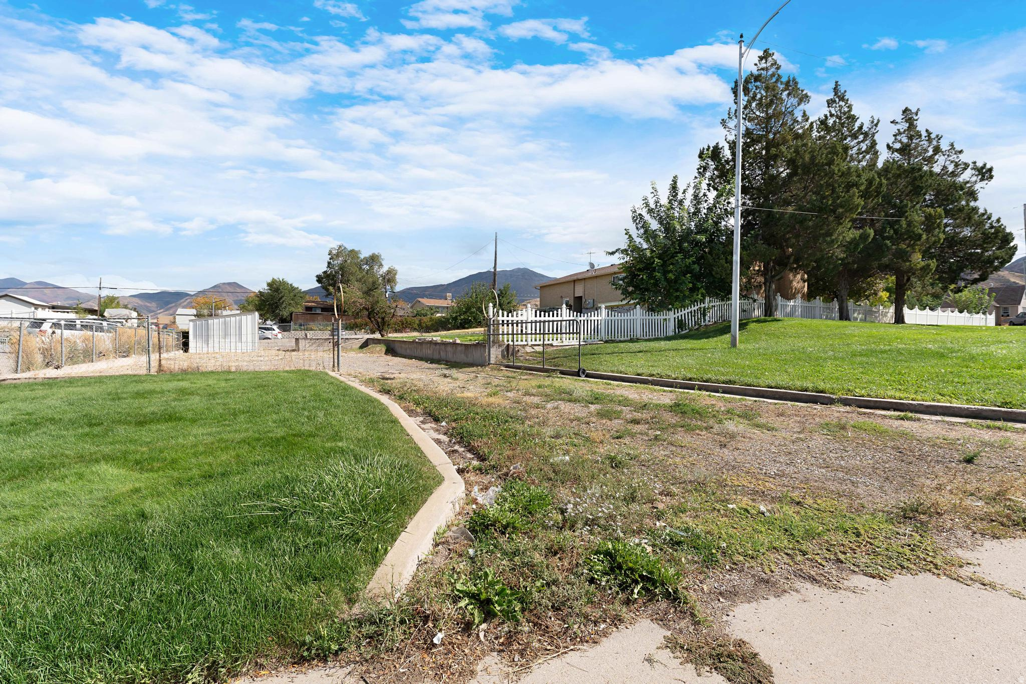 main property photo 17