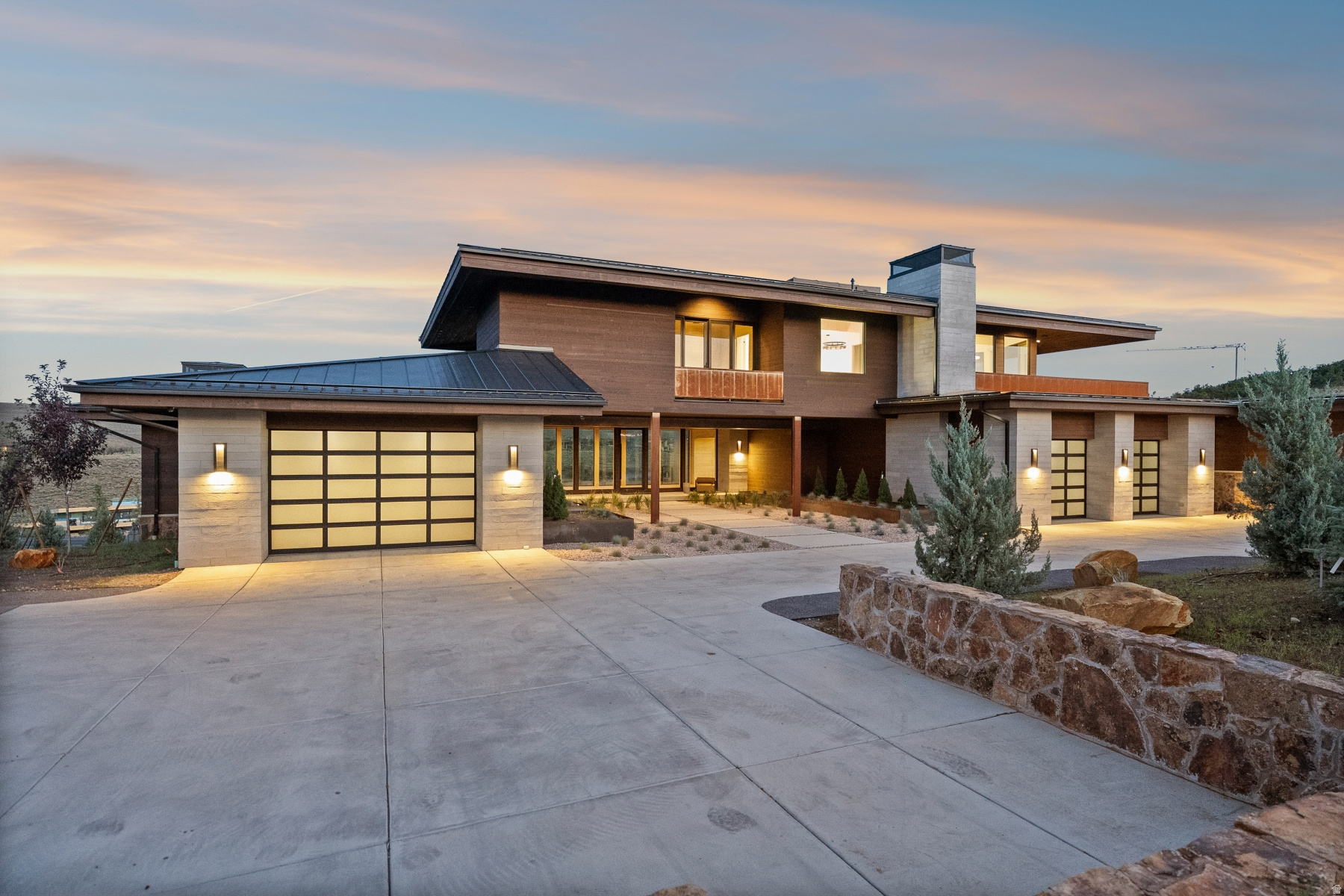 main property photo 84