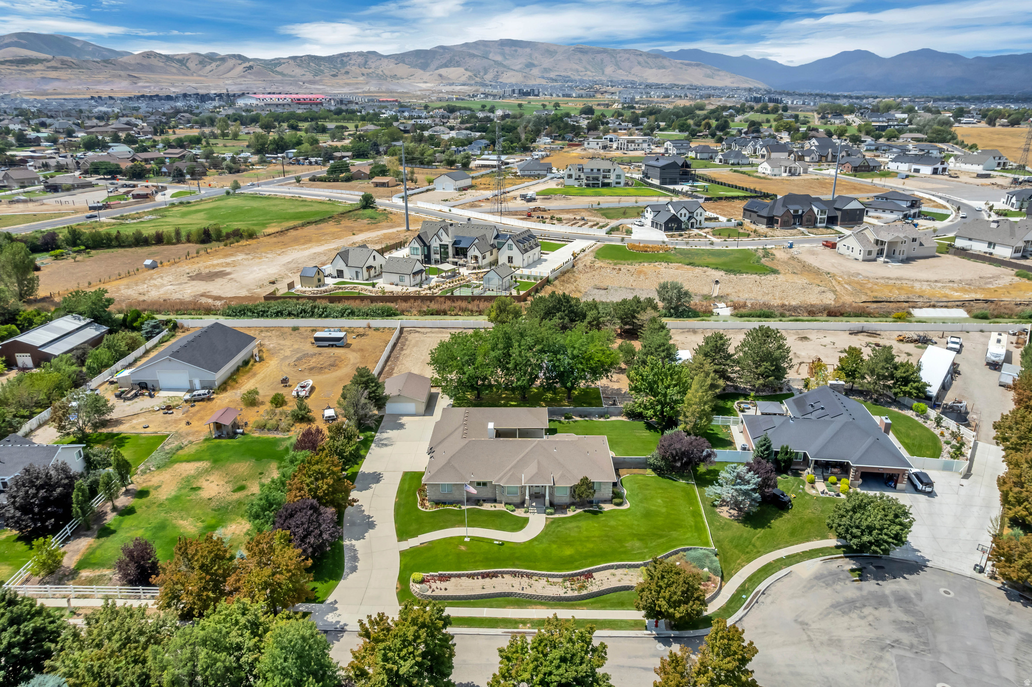 main property photo 43