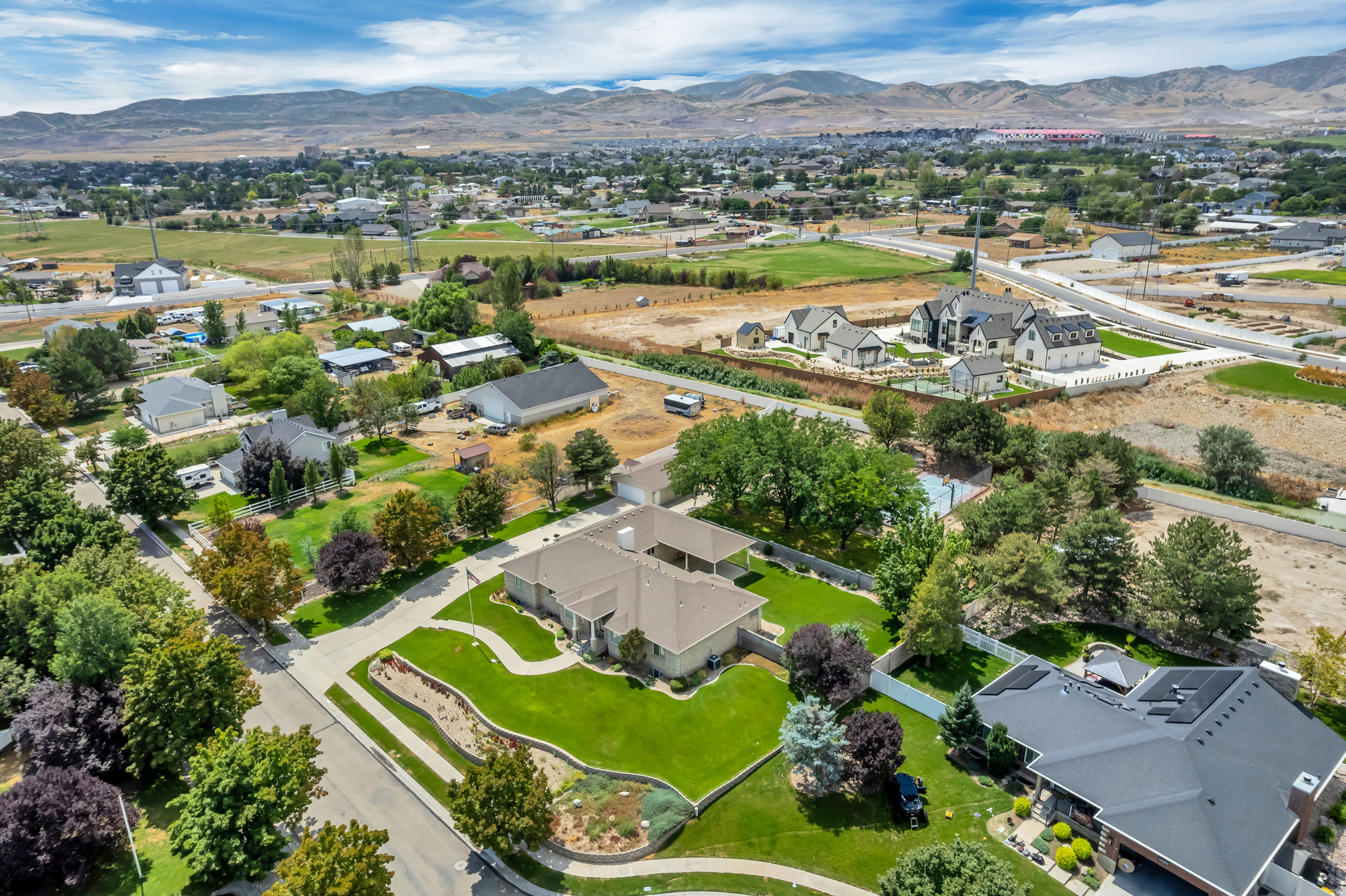 main property photo 44